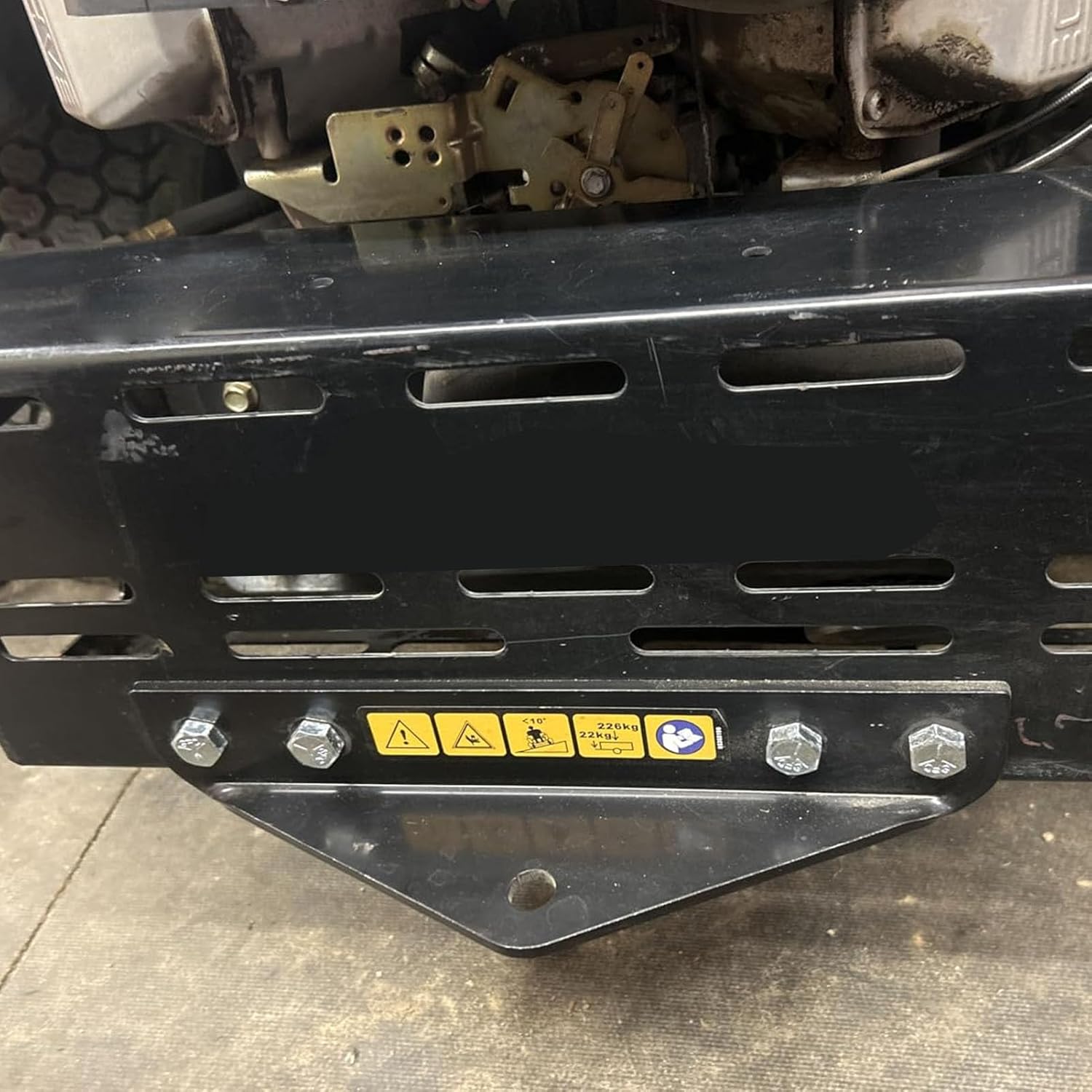 Zero Turn Mower Trailer Hitch 79108500 Heavy Duty Steel Zero Turn Mower Tow Hitch for Gravely ZT HD 44 ZX Z 34 Ari