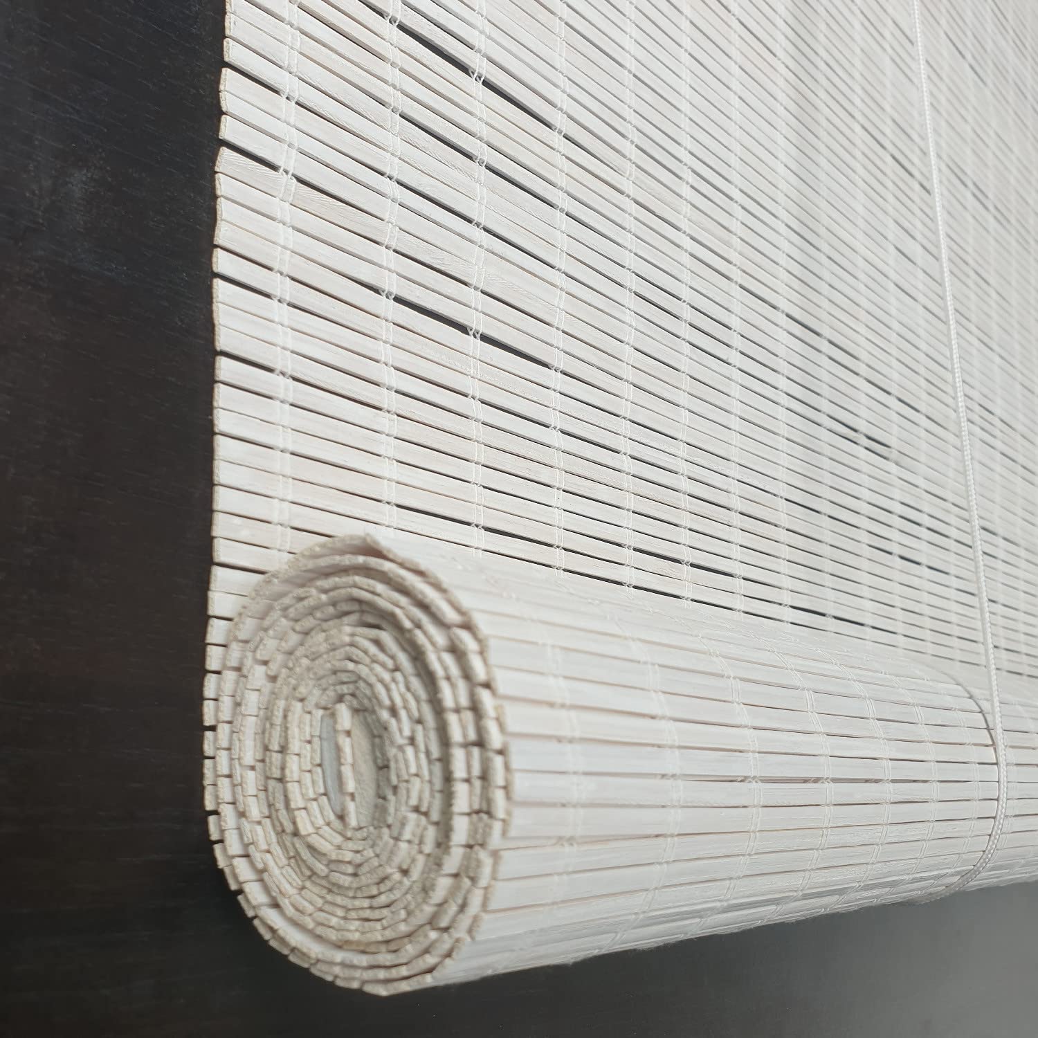 MADECOSTORE Roll'up Bambou Fines Lattes pour intérieur et extérieur - Blanc - L150 x H250cm