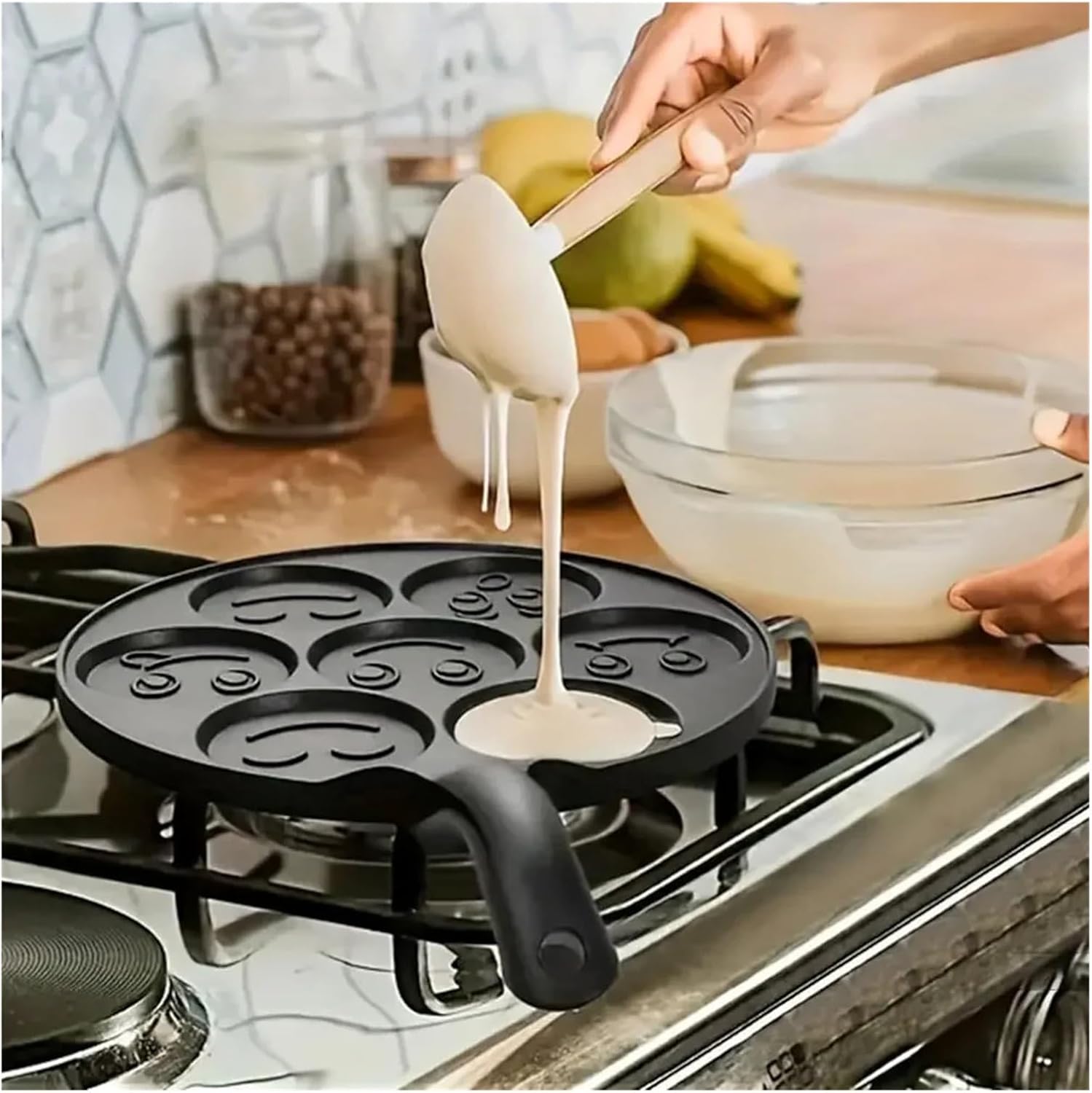 7 Smiling Face Frying Pans, Thickened Mini Pancake Breakfast Machine(Blue)