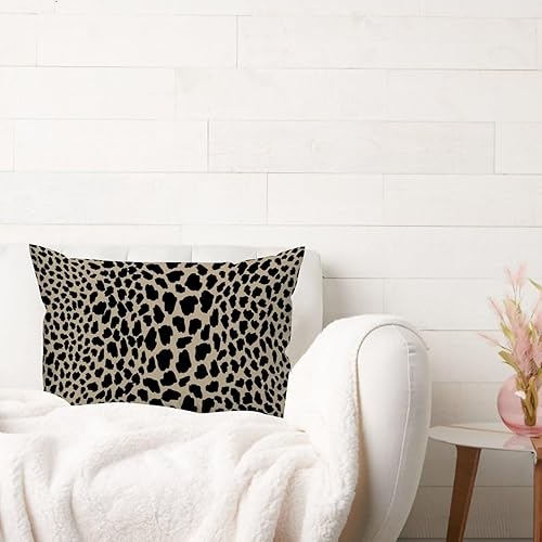 Vista 588 de ArogGeld Chinoiserie - Funda de cojín con estampado de leopardo y guepardo fucsia, con manchas de animales de vaca, color rosa oscuro, decoración