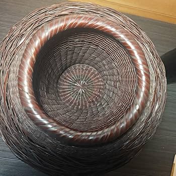 別府竹細工 日月作　落松葉　花籠 花入 竹編 竹籠 花器 華道具 茶道具 Amazon.co.jp: 別府竹細工 日月 落松葉 花籠 花入 竹編 竹籠