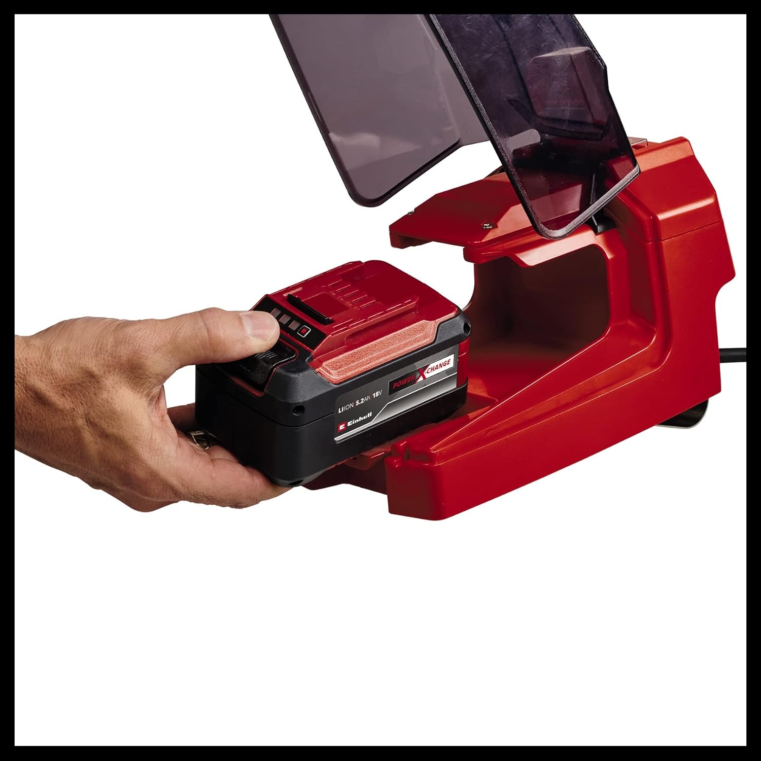 การใส่แบตเตอรี่ Power X-Change 18V ลงในกล่องแบตเตอรี่ Einhell ด้วยมือ