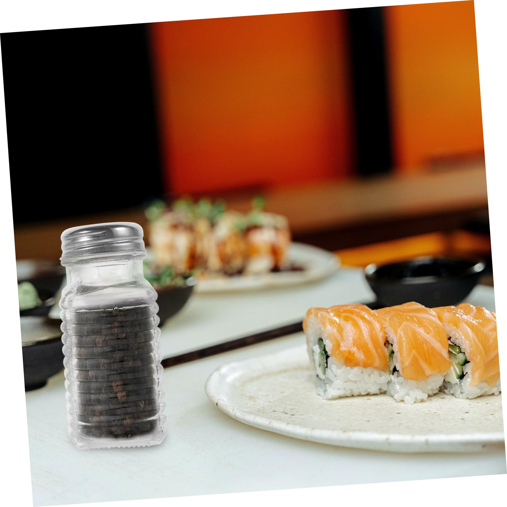 PRETYZOOM 2-piece Salt Pepper Shaker Set Small Spice Dispenser for Kitchen Glass Pepper Shaker Shaker for Restaurant Random Style