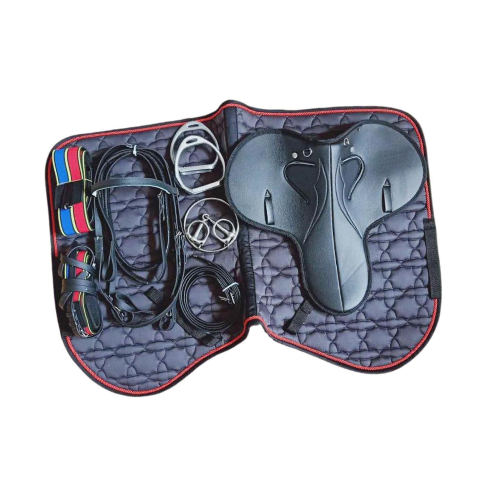 Silla de montar profesional para caballo, combinada con accesorios de colores brillantes que garantizan un alto rendimiento y una apariencia atractiva. Equipo ecuestre.