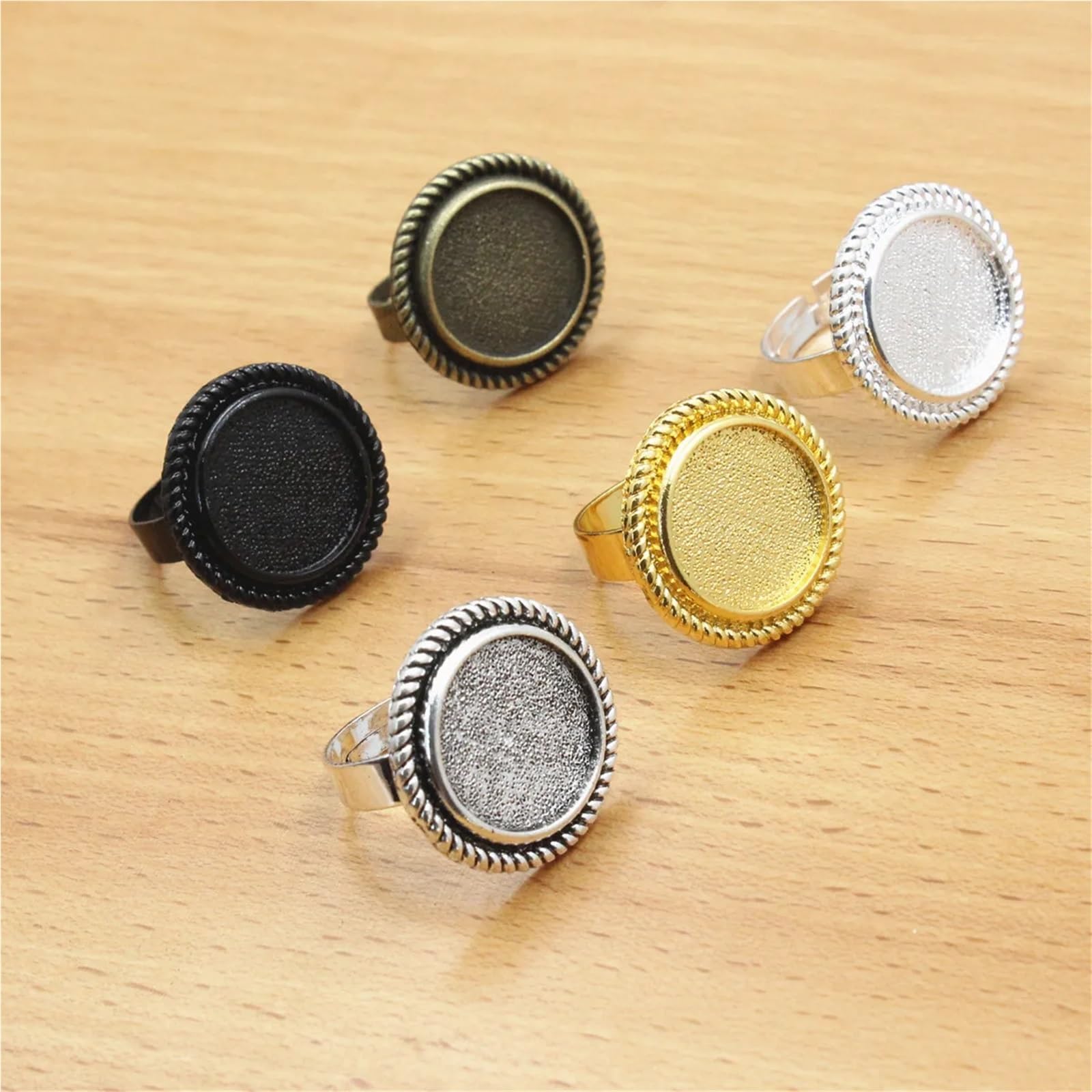 Fabrication de bagues Ajustables, Cabochons à Anneau Rond Multicolores de 16mm, 40 pièces, réglage Vierge, Plateau Lunette, Base réglable(Mixed)