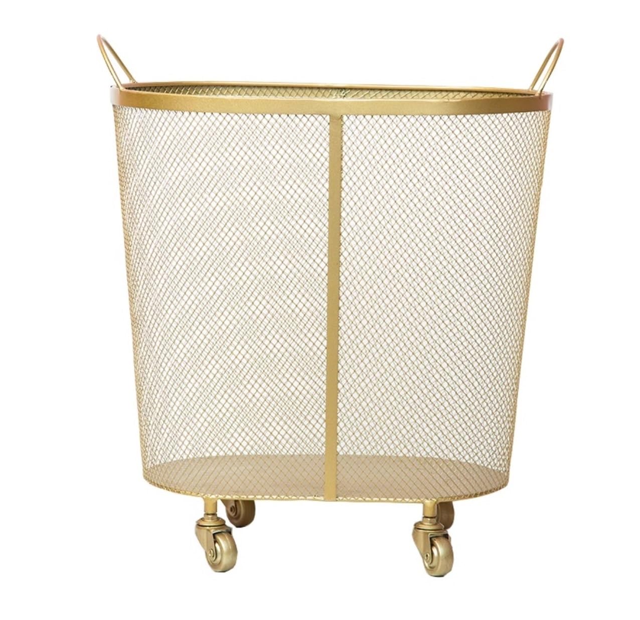 Panier à linge en métal au design industriel moderne pour buanderie chic