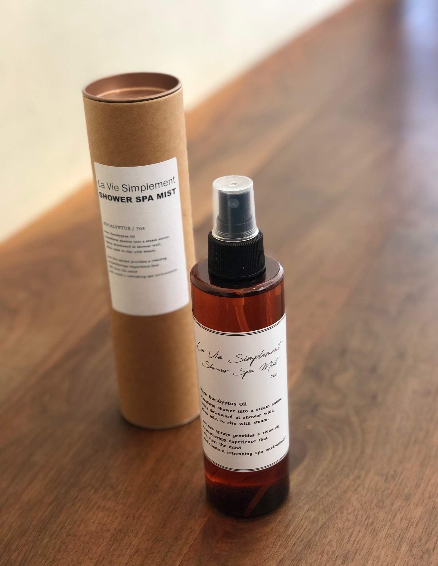 La Vie Simplement Aromatherapy Pure Eucalyptus Oil Spa Spray/Steam Room Mist with Gift Box (4oz)