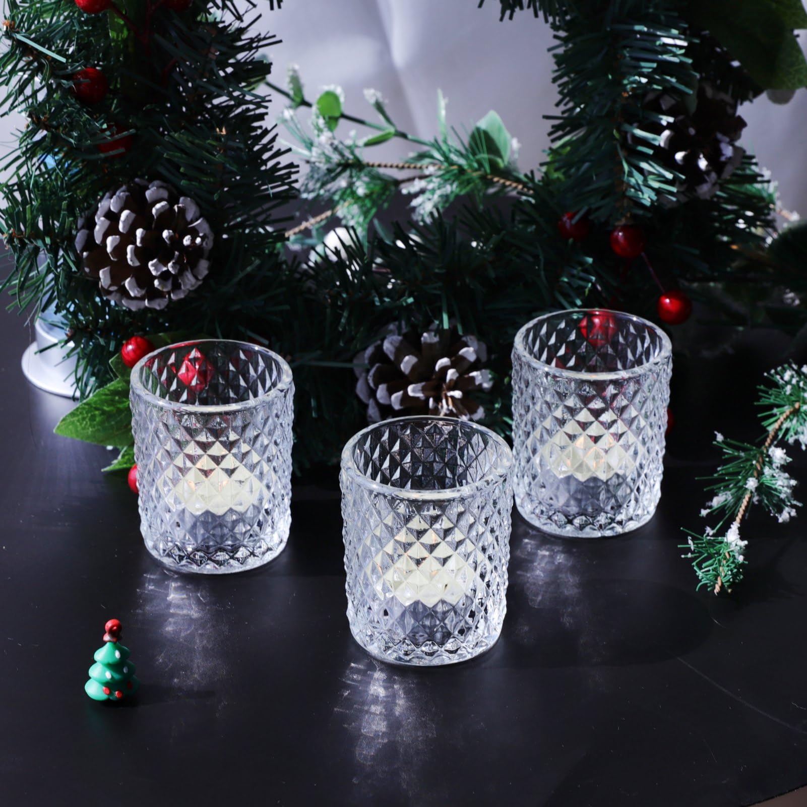 Diamant Photophore Verre, Lot de 12 Transparent Bougeoir Verre de Décoration d'Intérieur, Chandelier Bougeoir Chauffe-Plat pour Les Mariages et Les Fêtes d'anniversaire(5,5 cm x 6,5 cm)