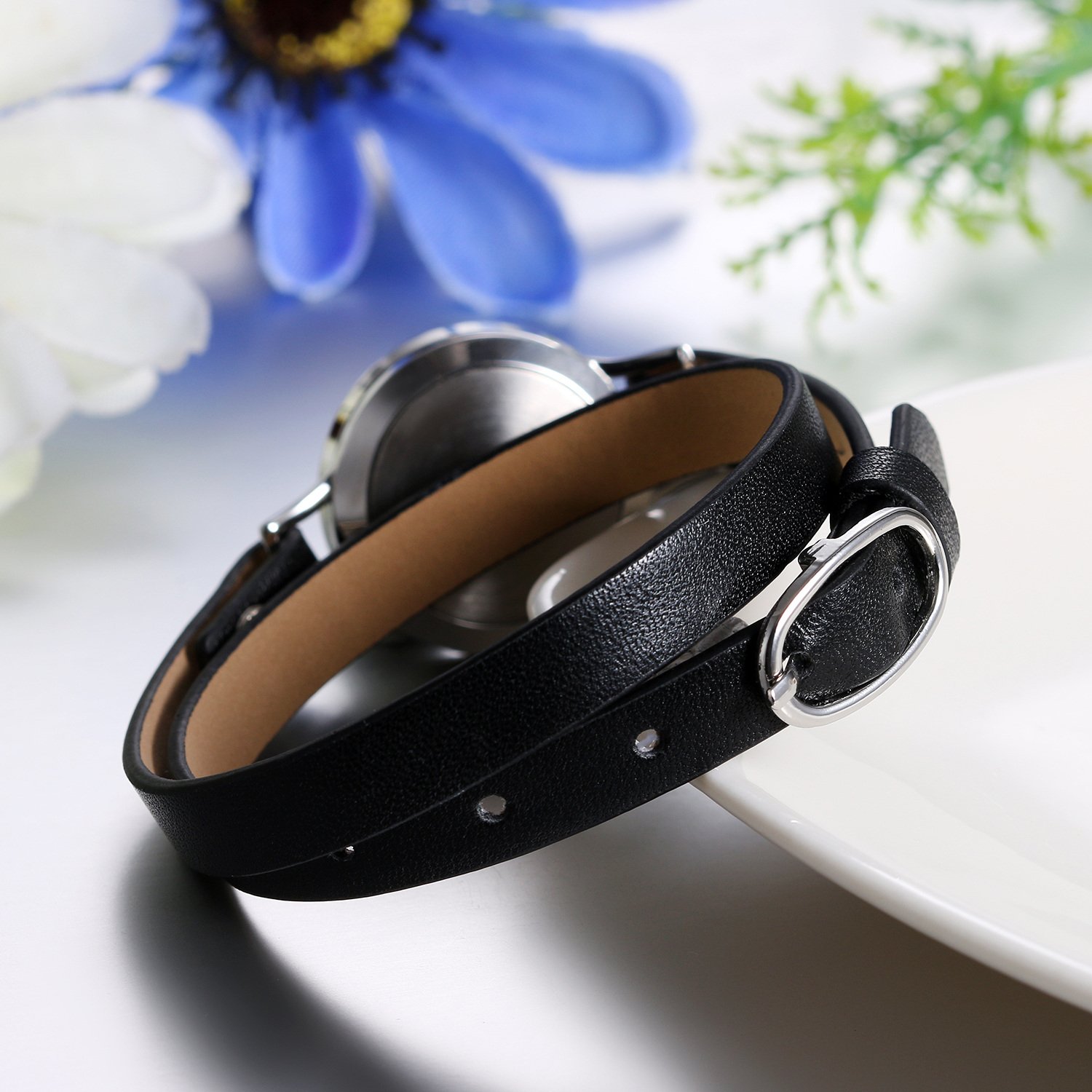JewelryWe Pulsera de Cuero para Hombre Mujer, Aromaterapia Difusor de Aceites Esenciales Locket Acero Inoxidable, Brazalete con Hebillas Ajustable Regalo de Amistad