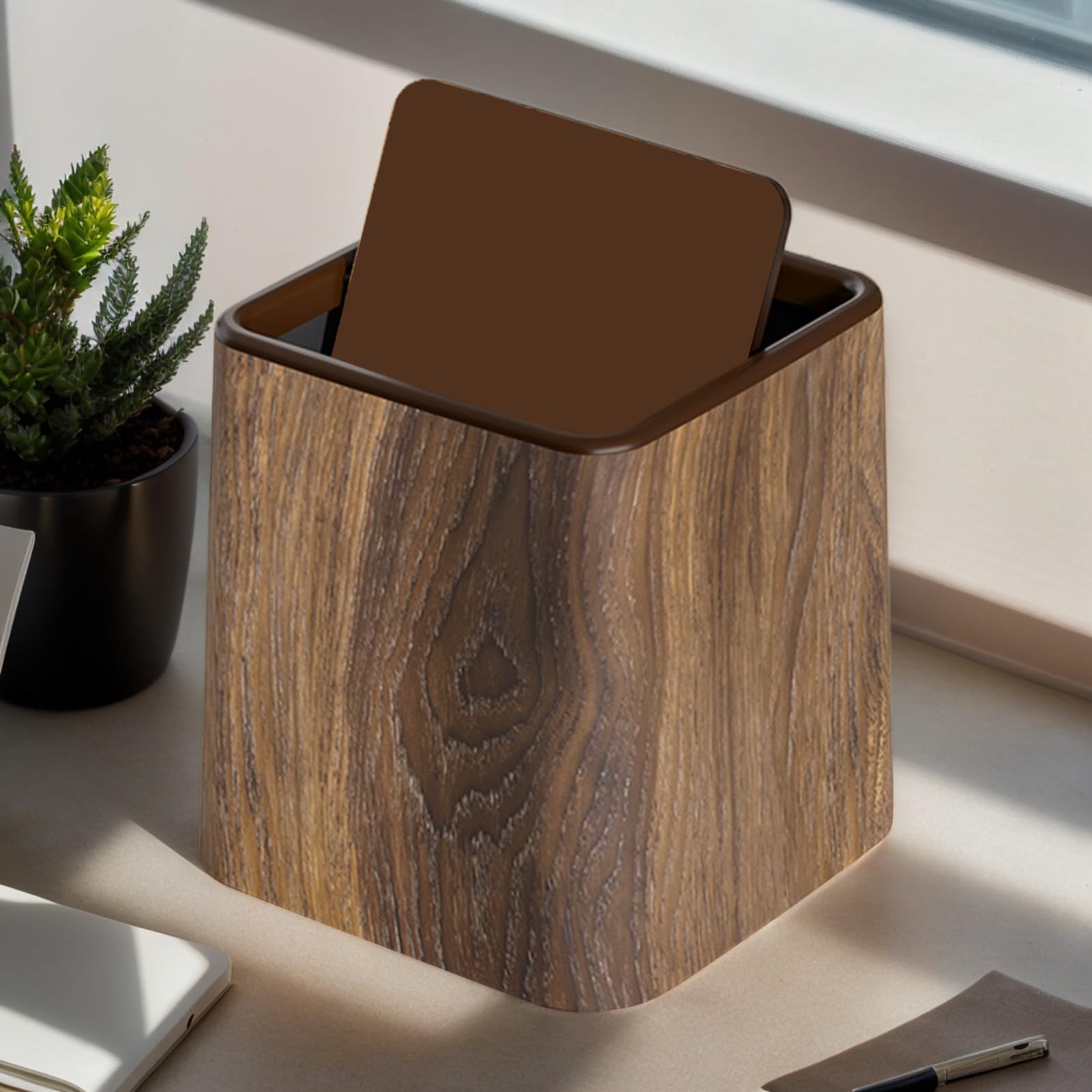 Poubelle de Bureau Table - Mini Corbeille Durable Forme Élégante Structure Solide pour Chambre Maison Salle Étude Cuisine