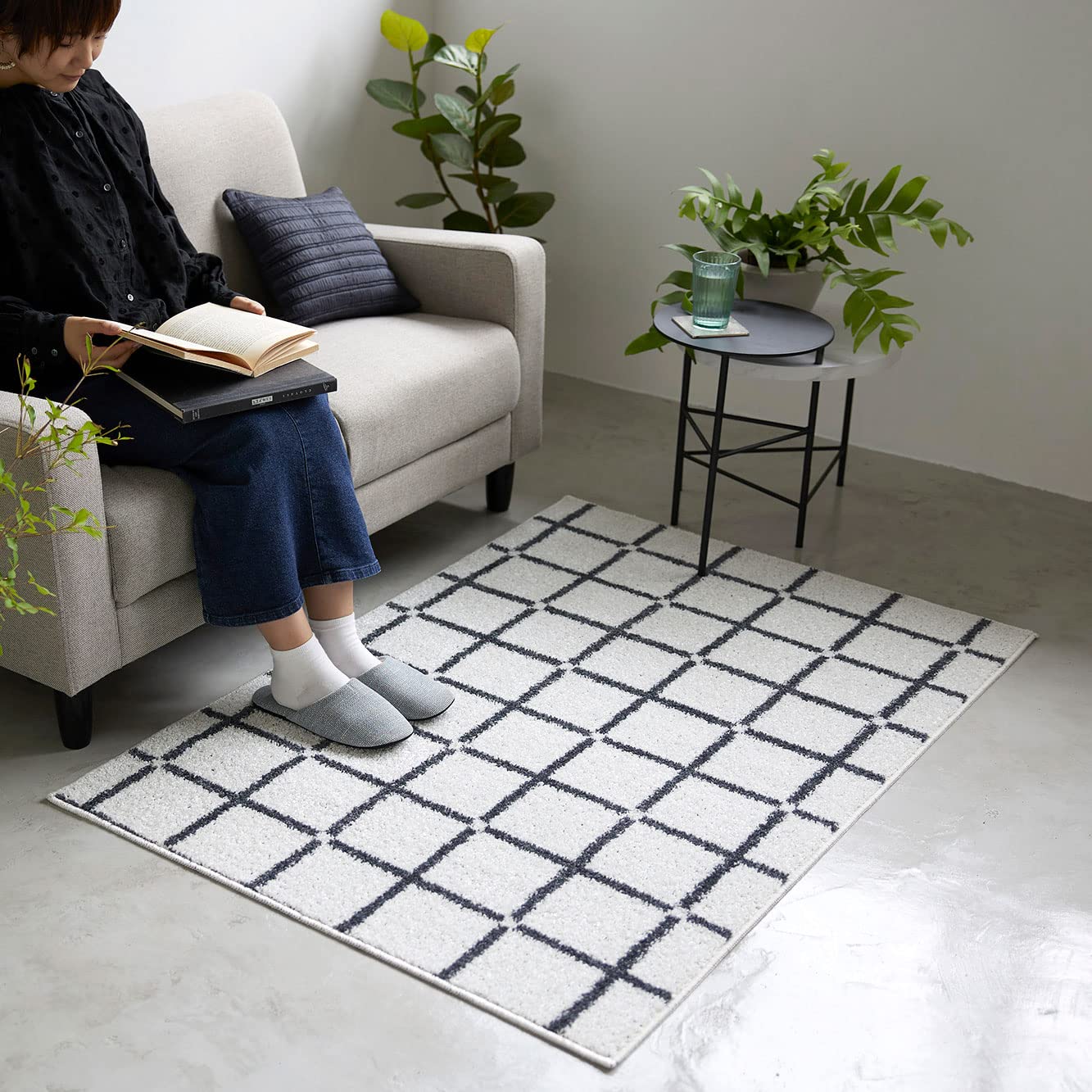 Amazon｜スミノエ(Suminoe) ラグ ホワイト 90×130cm 洗える 滑り止め