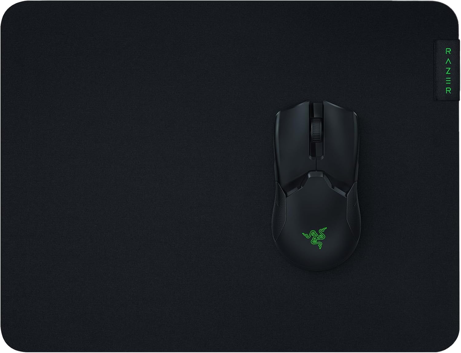 Razer Gigantus V2 Medium - Soffice tappetino per mouse gaming per una elevata velocit+á e controllo (360 x 270 x 3 mm - Mousepad - Immagine 1