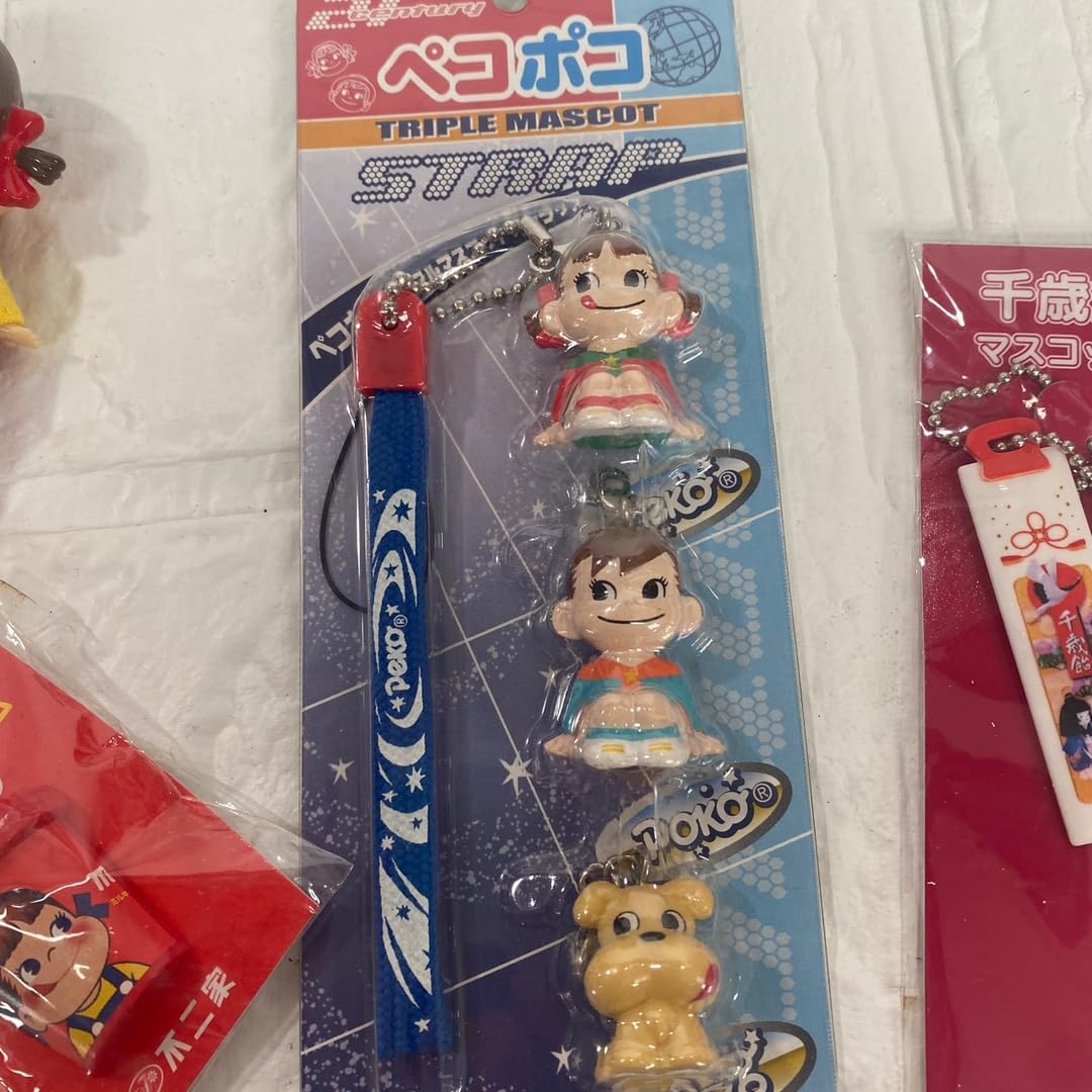 不二家　ペコちゃん　ポコちゃん　キーホルダーセット Amazon.co.jp: 不二家 ペコちゃん ポコちゃん キーホルダー マグネット