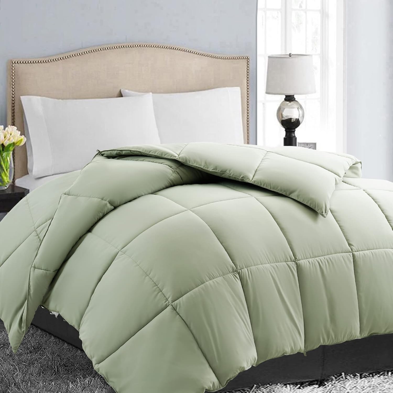 EASELAND All Season Queen Size Soft Quilted Down Alternative Comforter Reversible Duvet Insert with Corner Tabs,Winter Summer Warm Fluffy,Sage Green,88''x88''