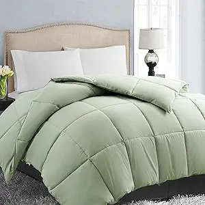 EASELAND Full Size Down Alternative Comforter - Quilted Duvet Insert for All Seasons, Soft Lightweight with Corner Tabs, Summer Winter Warm Bedding, Sage Green 82×86 Inches
