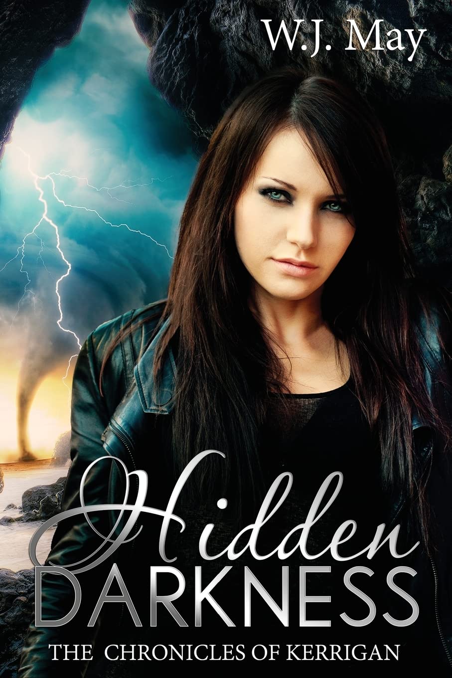 Hidden Darkness: Paranormal Tattoo Romance: Volume 7 (The Chronicles of Kerrigan)