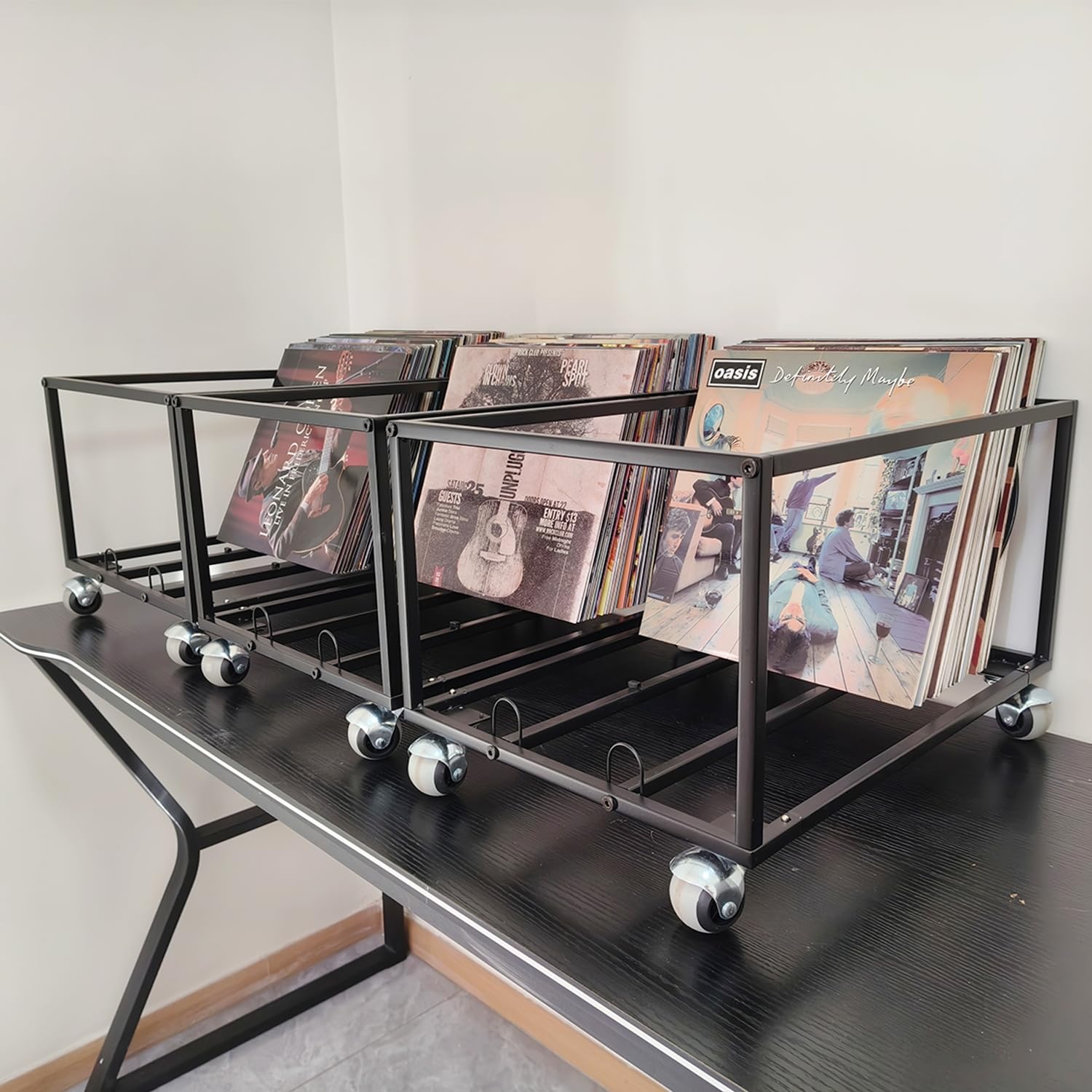 Schallplattenaufbewahrung auf Rädern, stabile Metallstruktur, hält bis zu 100 Alben, stilvoller Organizer für Ihre Vinyl-Sammlung