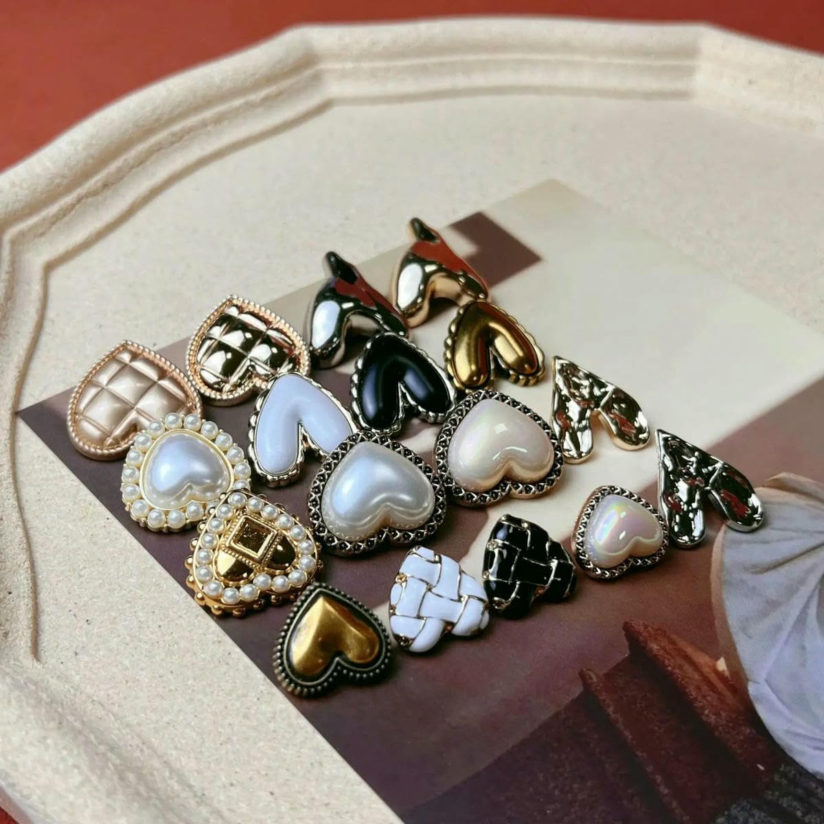 Lot De 6 Boutons Vintage En Métal - Forme Cœur Panaché - 1,7 Cm - Occasion