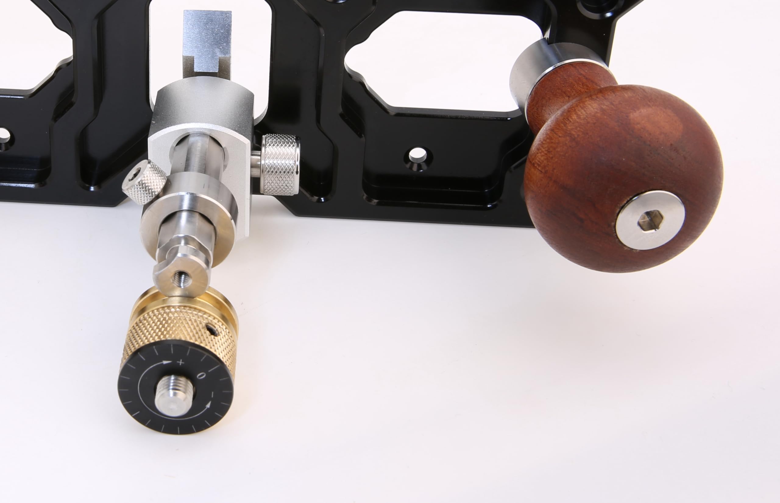 HONGDUI Cepilladora para limpiar o extender ranuras, cuchilla de ajuste de profundidad de precisión, tres lugares de montaje con cuatro direcciones de rotación