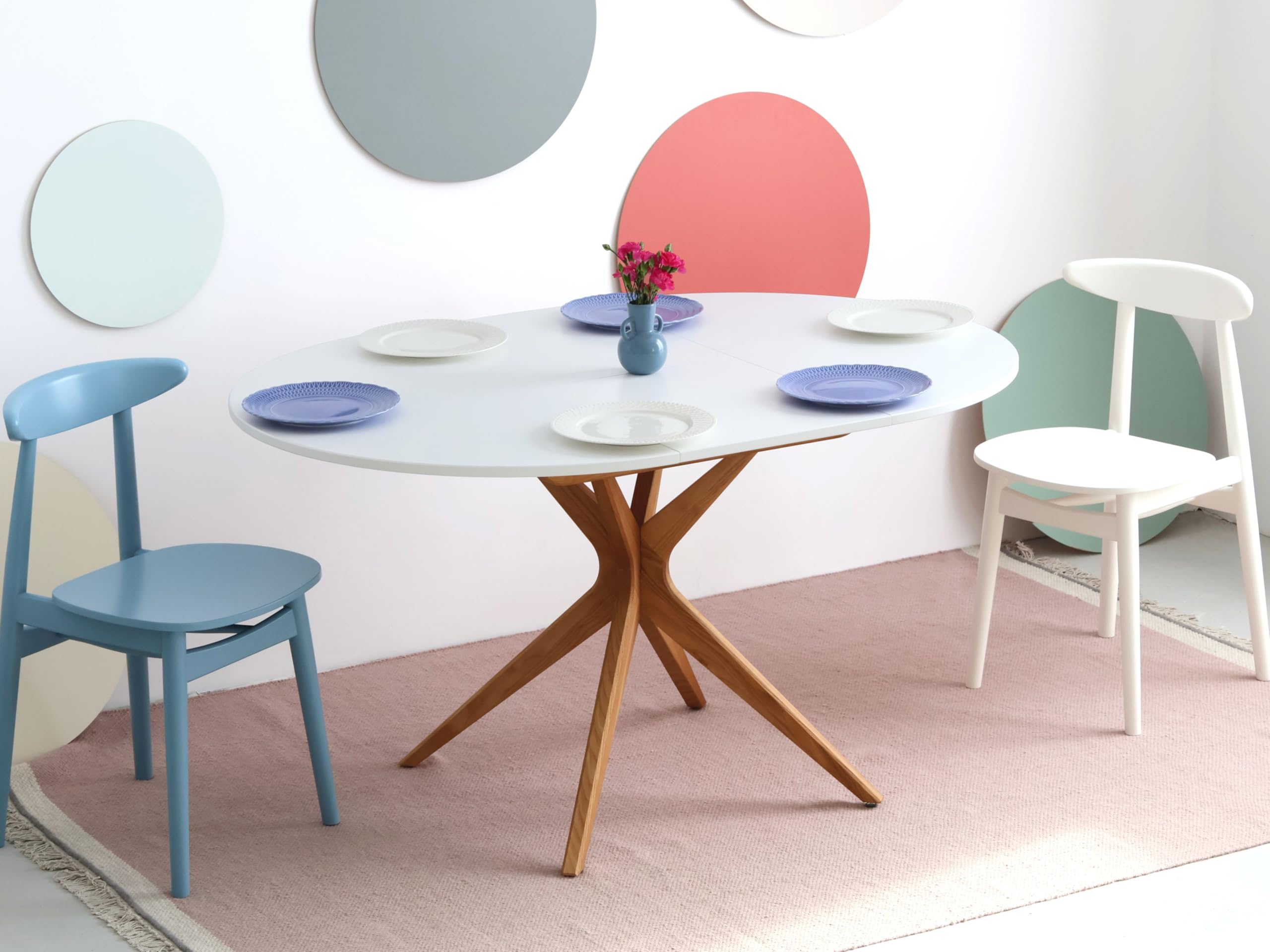 RAGABA Tavolo da pranzo rotondo allungabile 100 cm Jubi in legno massello di frassino e MDF laminato e verniciato, gambe in rovere, bianco perla