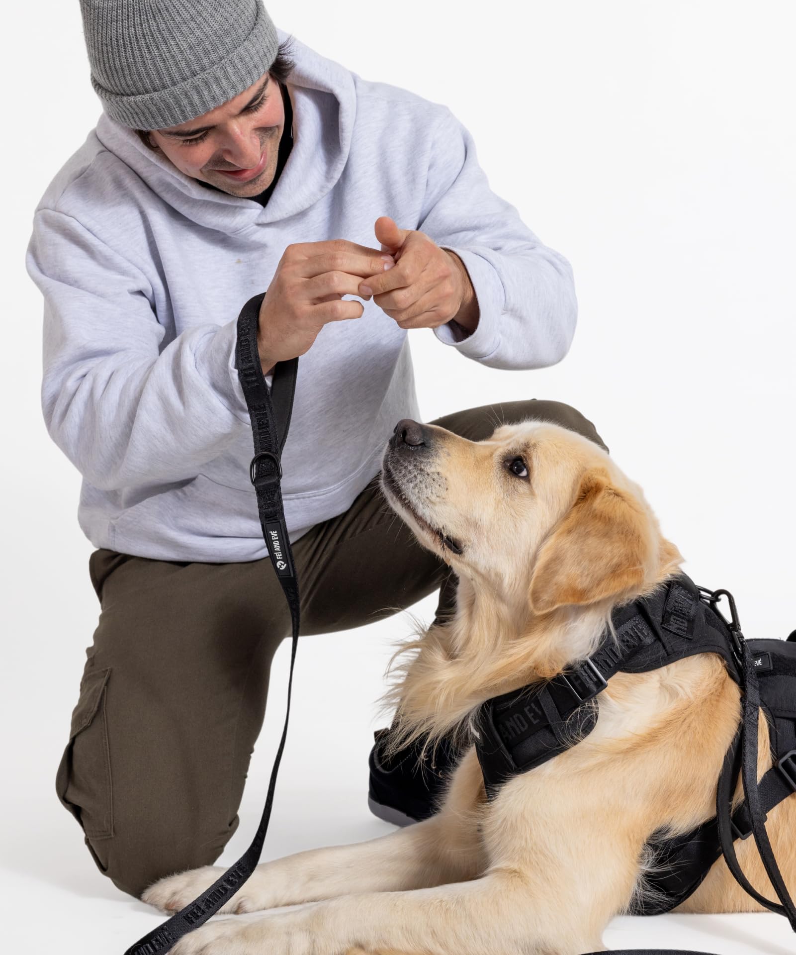 FEI & Eve - Arnés clásico para Perro - Hebillas de liberación rápida | Control antitracción de 3 Puntos | Nylon 900D Resistente | Dos Asas de Seguridad | Malla Transpirable | Ajuste Ajustable |