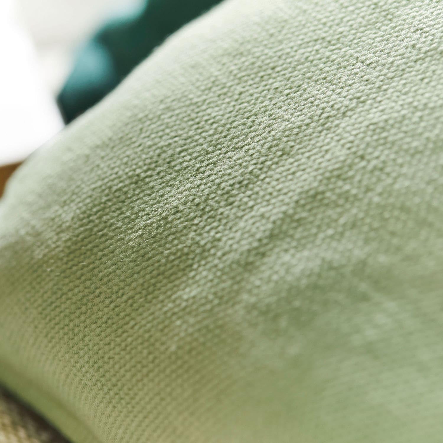 Loberon Alienor Lot de 3 Housses de Coussins - en Trois Coloris harmonieux - Tissu Naturel en Coton, Vert