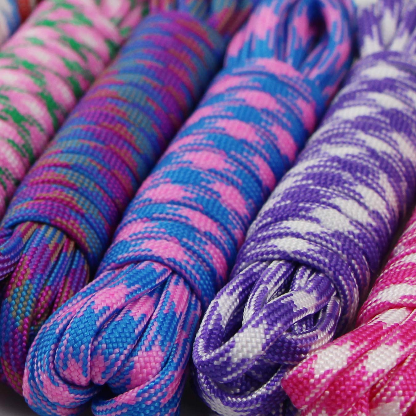 10pcs Paracorde Kit pour Parachute Bracelet Set de Bracelet Paracord Cordelettes DIY Bracelet Porte-clés Cordon Activités de Plein air Tricoté à la Main
