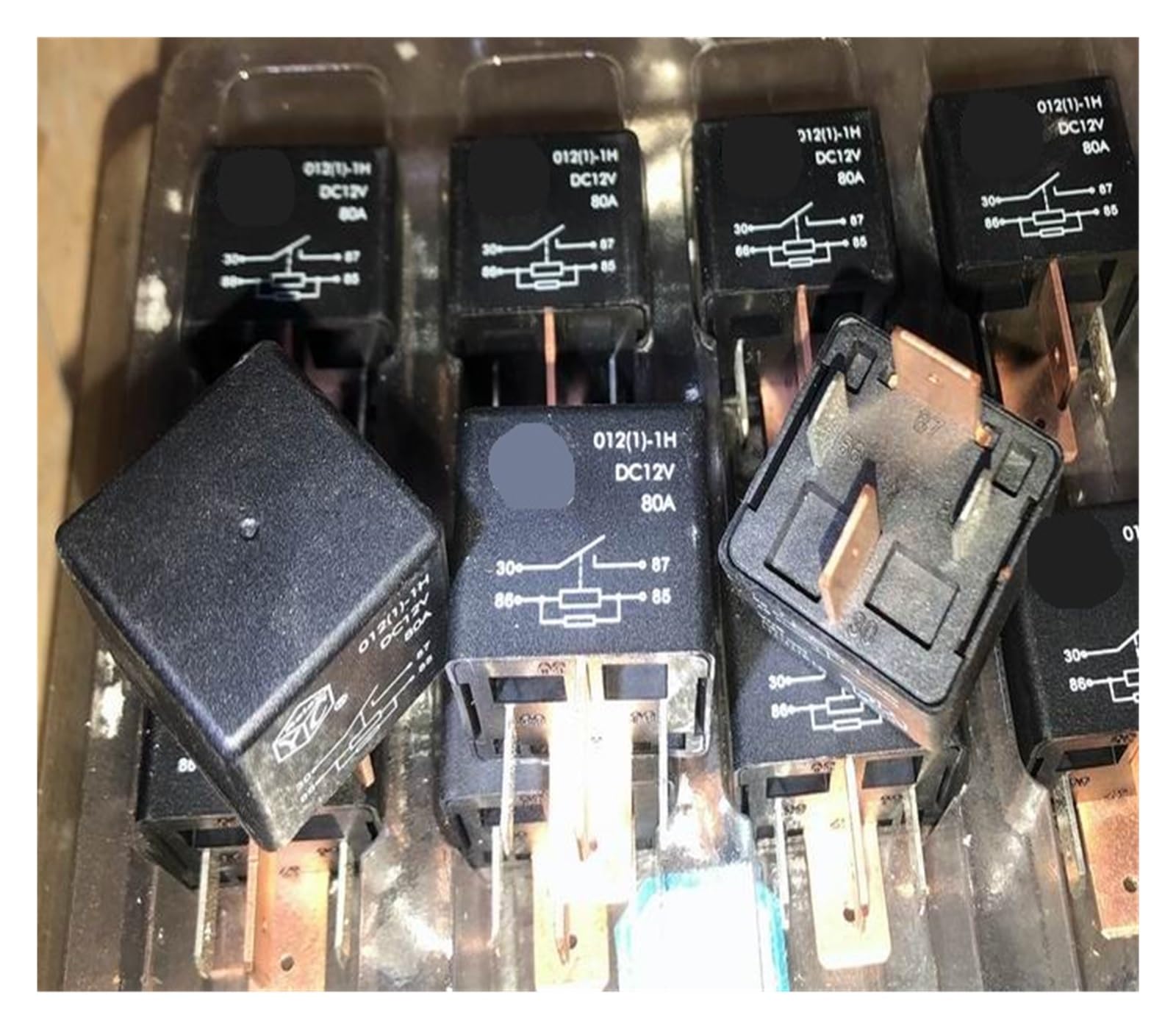 Relé YC 012(1)-1H DC12V 80A para instalación de luces y motor
