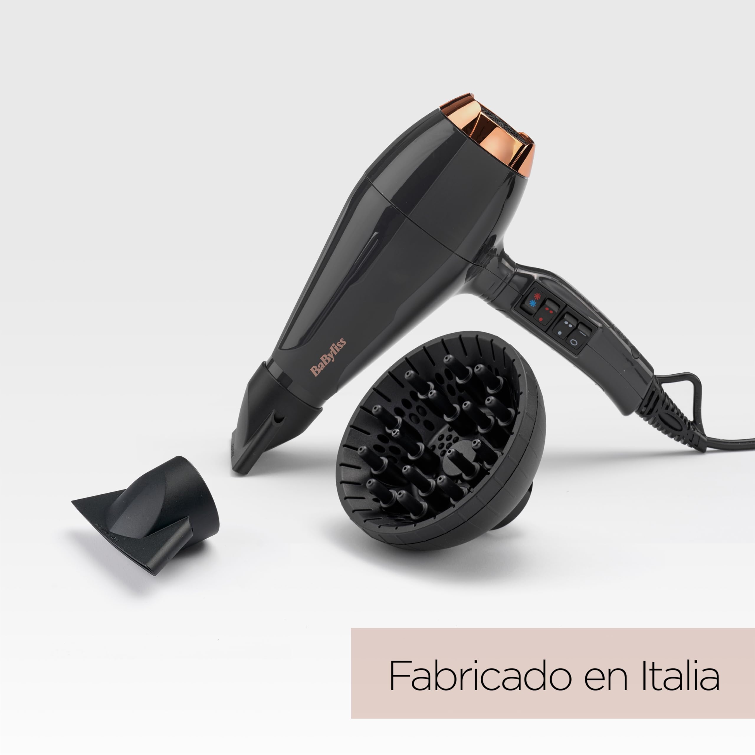 BaByliss Secador de pelo Italian Air Pro con Difusor - Motor AC Profesional, Alta potencia 2200 W, Tecnología iónica antiencrespamiento, 2 temperaturas y 2 velocidades, Made In Italy, Negro, 6719DE