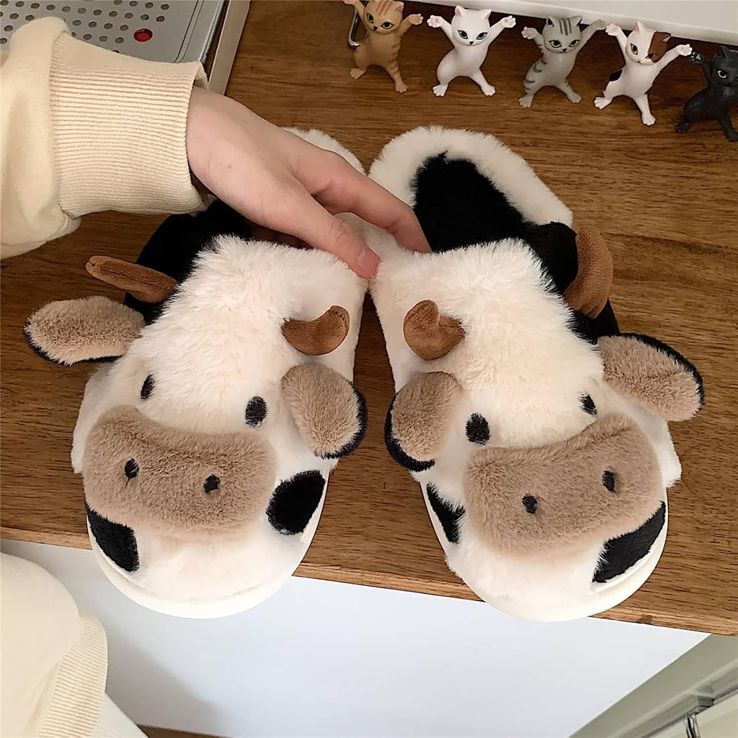 Fuzzy Cow Slippers for Women Men, Cute Cotton Animals House Shoes Fluffy Plush Slippers for Girls Indoor Living Room Bedroom - Image 2