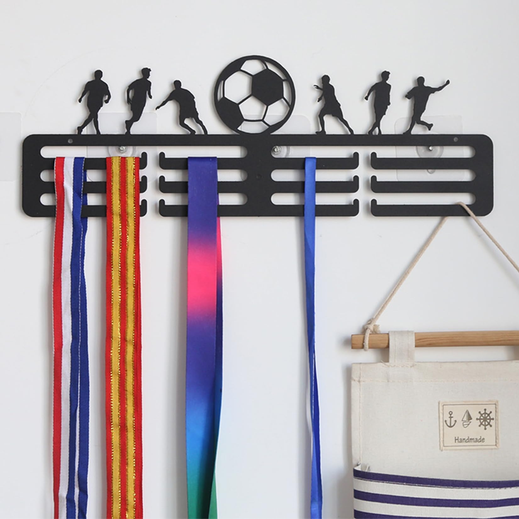 JurciCat Medaillenhalter Medaillen Aufbewahrung Medaillen Aufhänger Metall Aufhängen Fußballmannschaft Kleine Halterung Dekor Auszeichnungen Für Wand Zuhause Abzeichen Rennen (30cm) Küche, Haushalt & Wohnen