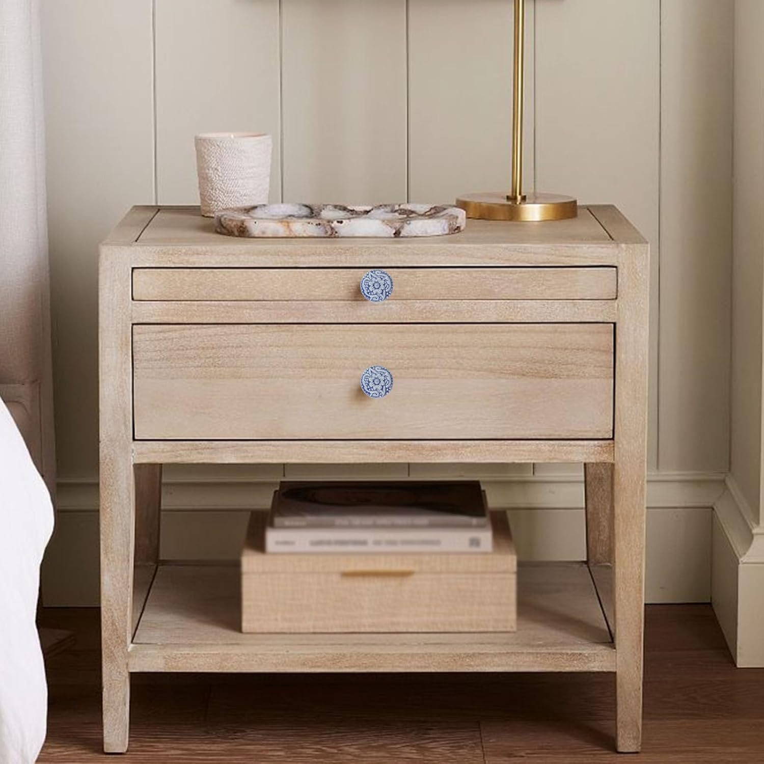 Geesatis 4 Pcs Ceramic Cabinet Kitchen Knobs Handles Vintage Round Single Hole Knobs for Drawer Cupboard Closet, with Mounting Screws, Blue