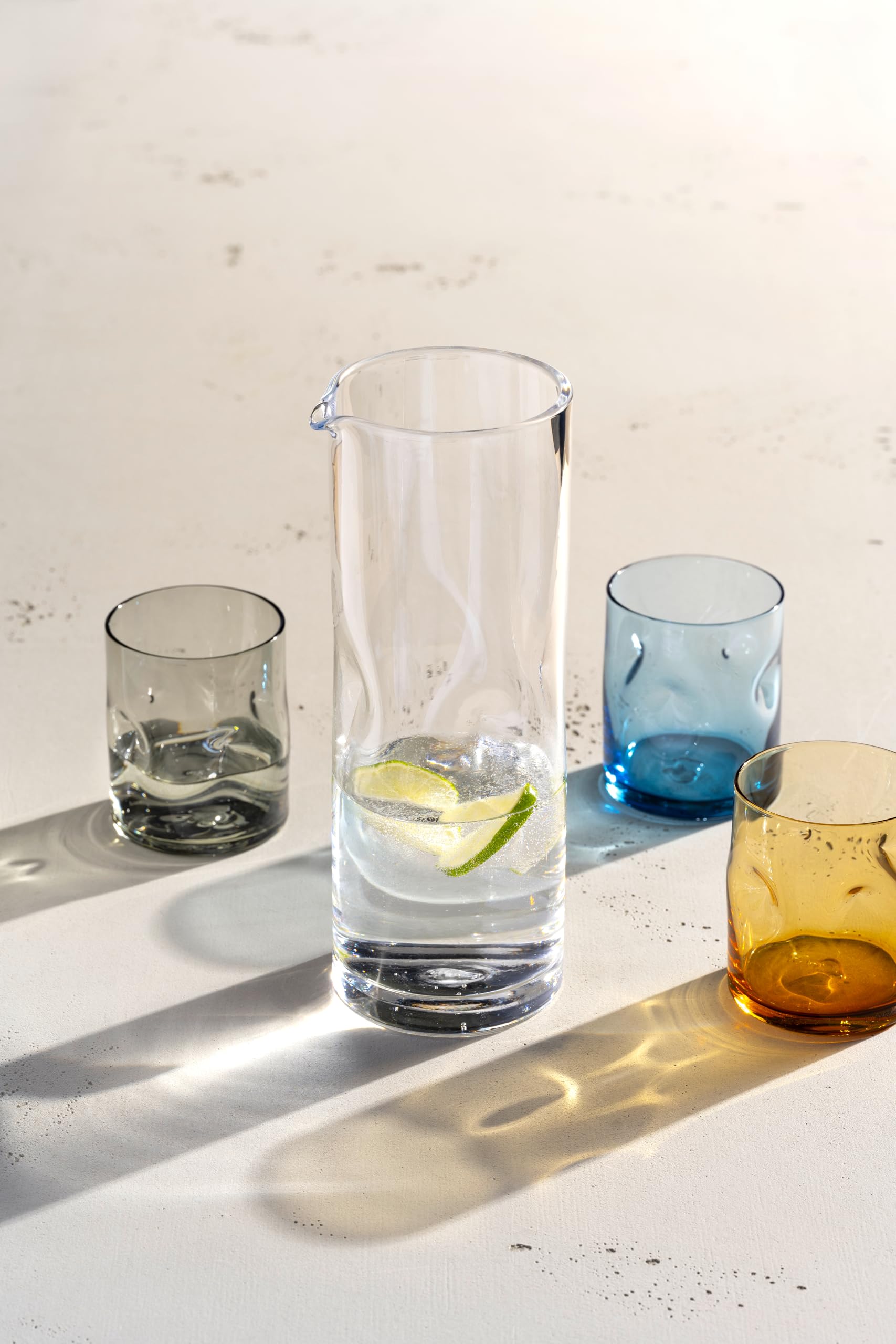LEONARDO HOME VESUVIO Trinkglas • 4 Stück • 4 Farbgläser • Blaseneinschlüsse • Strukturoptik • Charakterstark • Getränkeglas • Wasserbecher • Softdrinks • Spülmaschinengeeignet • 300 ml • 077373