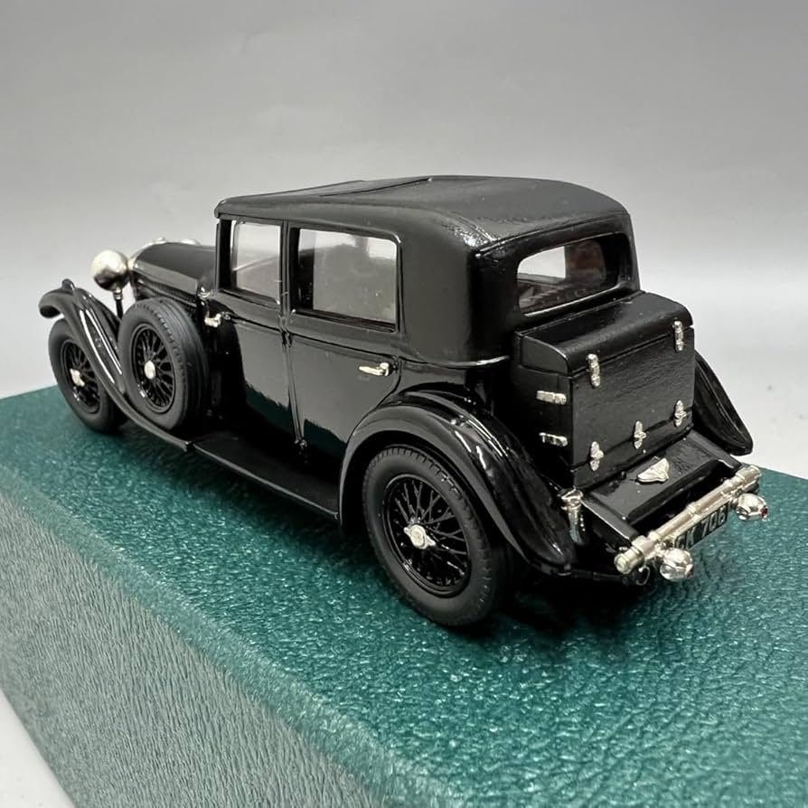 希少！ベントレー 1 1/2リットル ガーニー・ナッティング・サルーン 1930