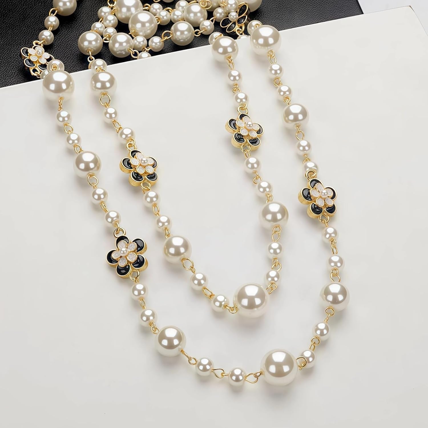 Multi-Layer Pearl Flower Necklace, Fashionable and Versatile Black and White Small Flower Decoration Long Chain, Elegant and Refined Ladies' Collarbone Chain - Image 3