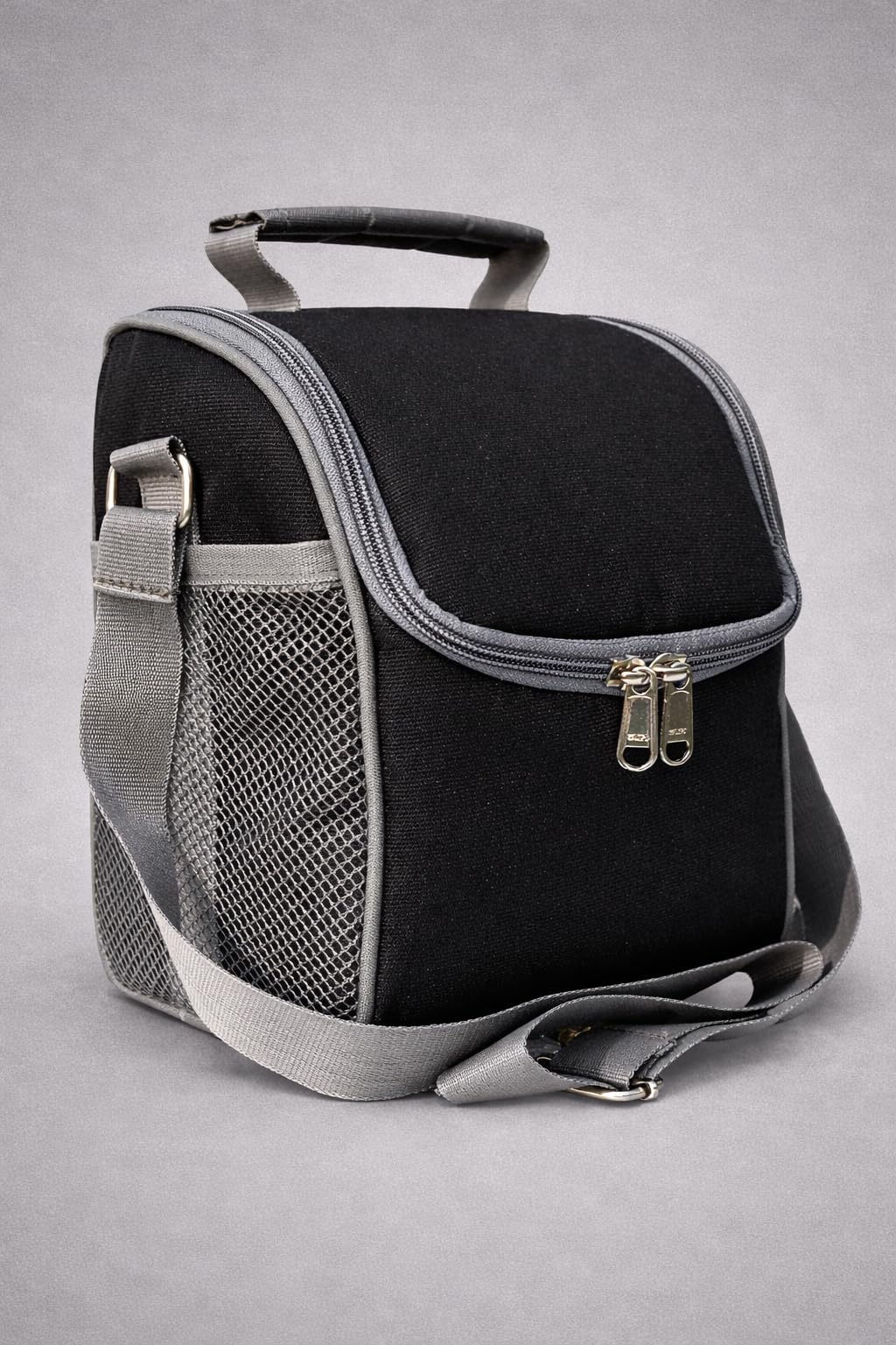 Insulated Lunch/Tiffin Bag/Cover Polyester, Classic Style, for Office, School and Travelling, 1 Litre (Without Containers, Balck)-image-14