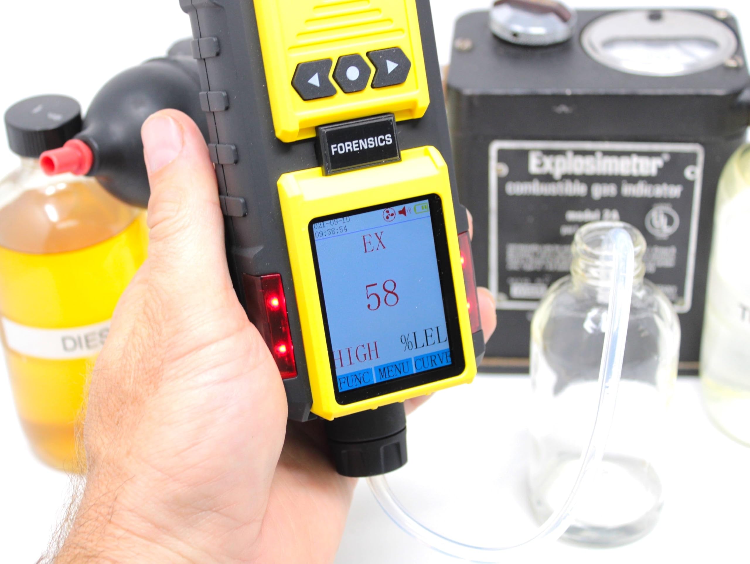 Analyseur de Gaz Explosifs (Explosimètre) | Certificat d'Étalonnage UE | 0–100% EX LEL | Pompe Intégrée