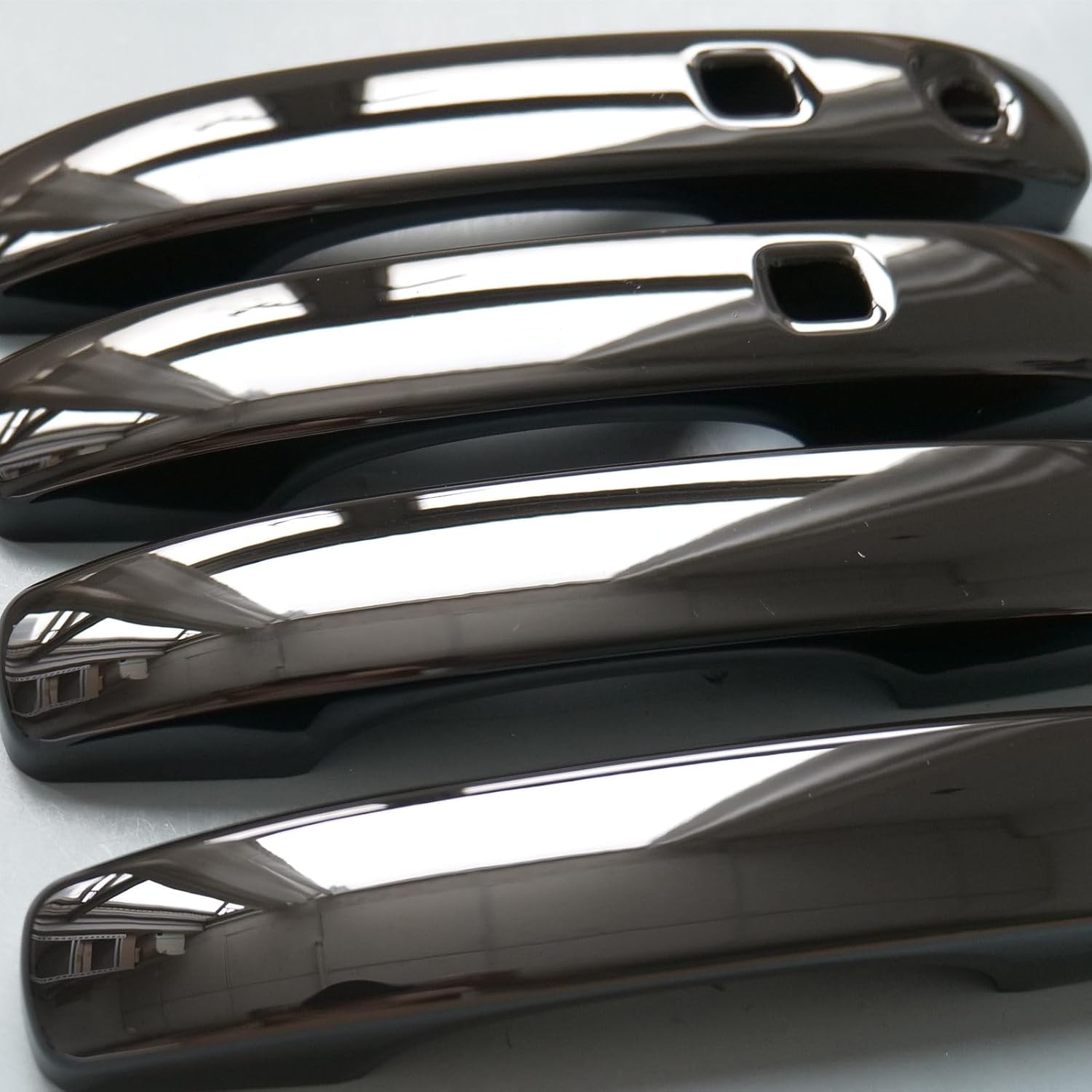 ZiWen Door Handle Cover Trim for Ford Ranger Everest 2024 2025 2026 (Gloss Black with Keyless Holes)