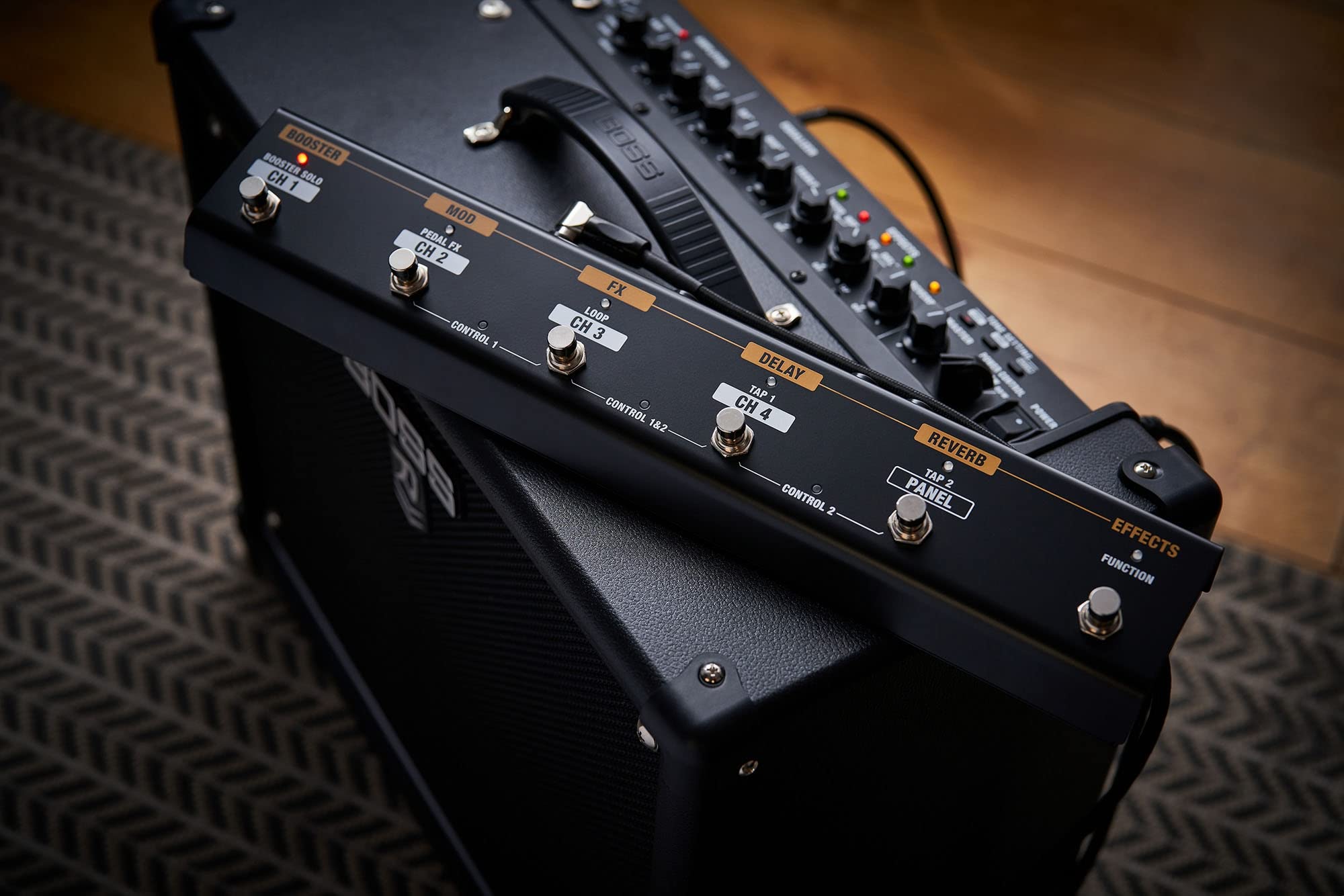 BOSS KATANA-50 MkII EX Gitarrenverstärker | 50-Watt Combo-Verstärker | kompatibel mit GA-FC/GA-FC EX Fuß-Controller | Line-Ausgang mit Lautsprecher-Emulation