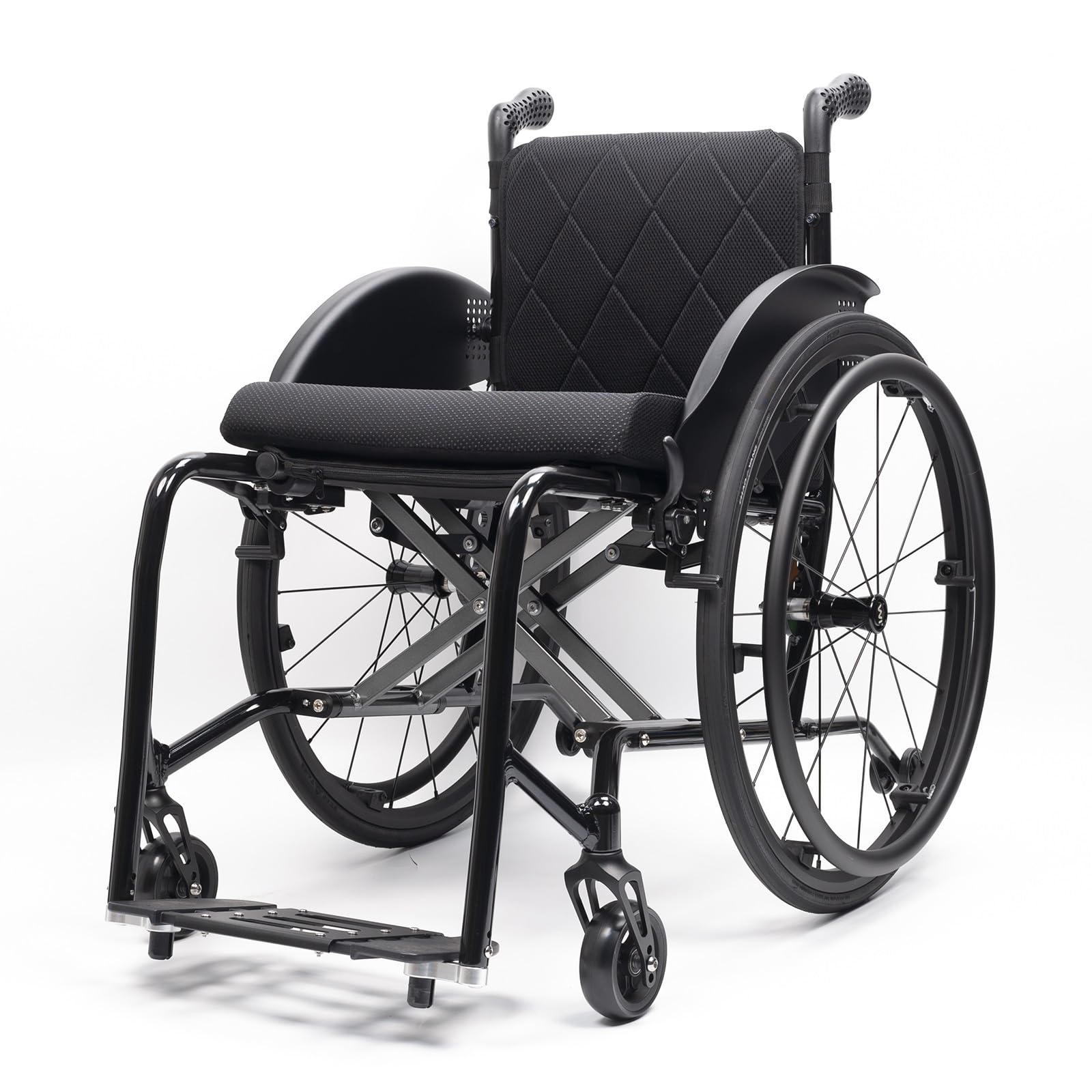 Silla De Ruedas Ligera Para Adultos,marco de aleación de aluminio,Sillas De Ruedas Deportivas Manuales Plegables con Ruedas Desmontables,Ruedas extracción con un botón(Seat width 44cm/17.3in)