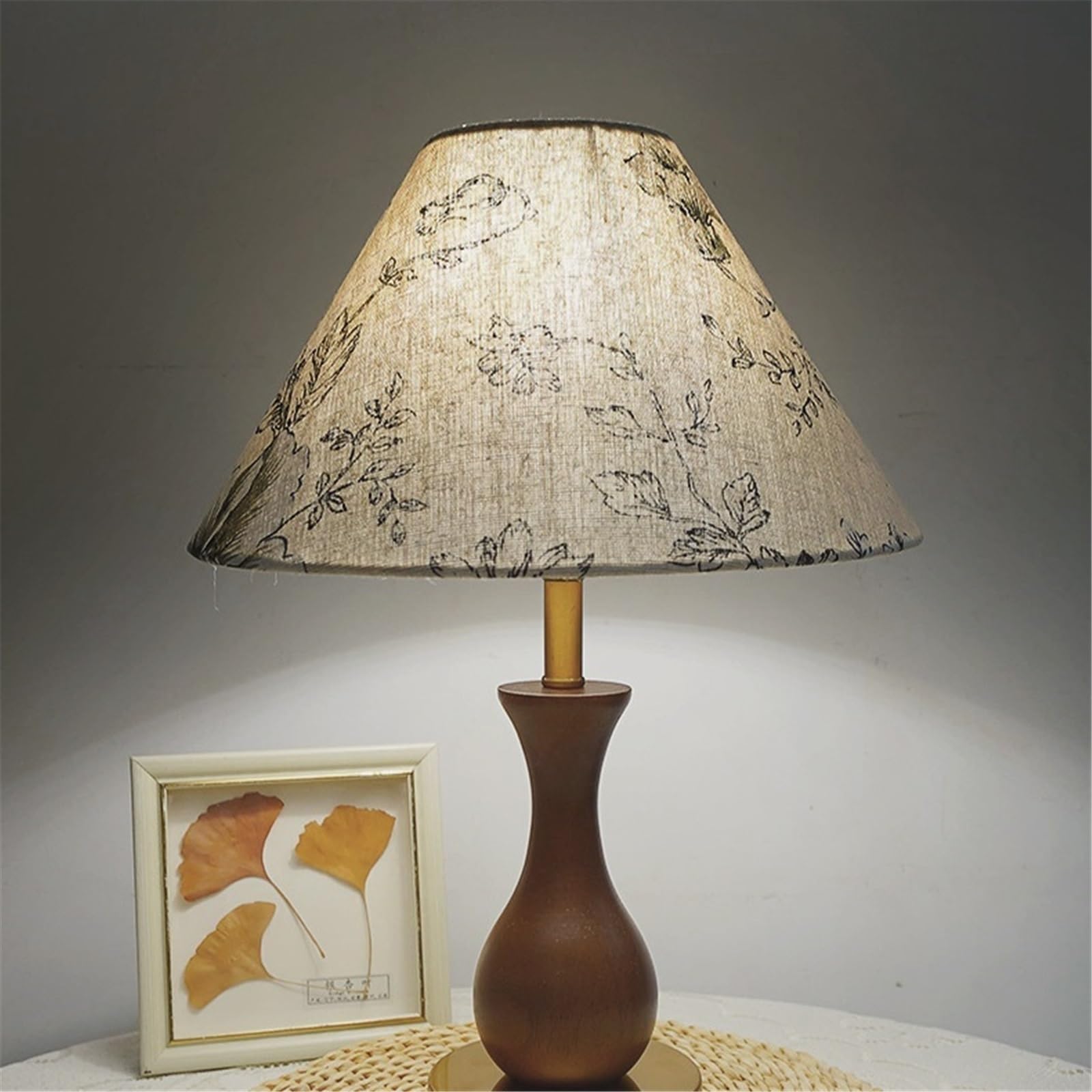 Lampada da comodino Lampada da tavolo decorativa retrò Magnolia Camera letto Comodino Soggiorno Studio Legno Lampade per la camera da letto