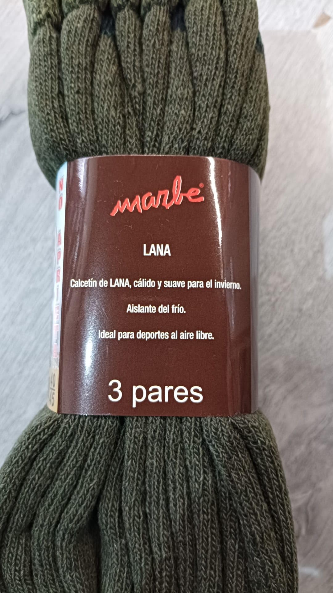 Genérico 3 pares de Calcetines Unisex Verde Oliva 50% Lana Transpirables de Media Caña, Suaves y Resistentes para Uso Casual, Deportivo o Trekking Ligero | Talla 40 al 45 EUROPA |