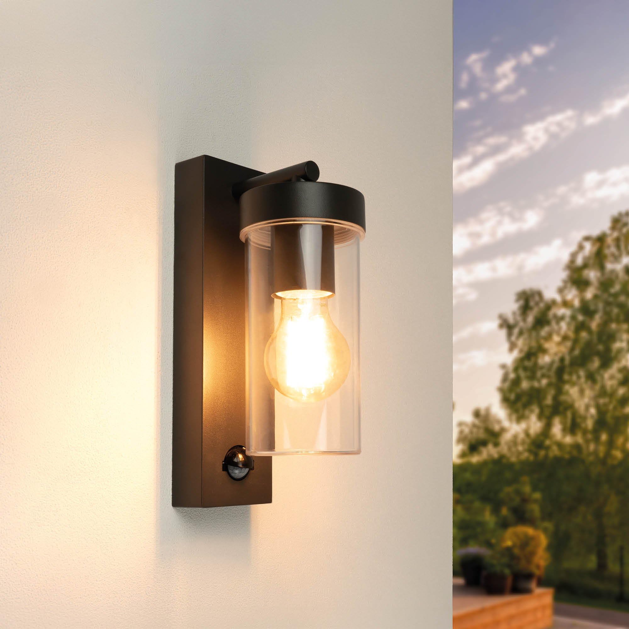 Ledvion - Lampada da Parete LED con Sensore, Attacco E27, IP44, Nero, Lampada da Esterno, Illuminazione Esterna | Maggiore comodità in tutta la casa: la lampada da parete si accende automaticamente non appena viene rilevato un movimento.