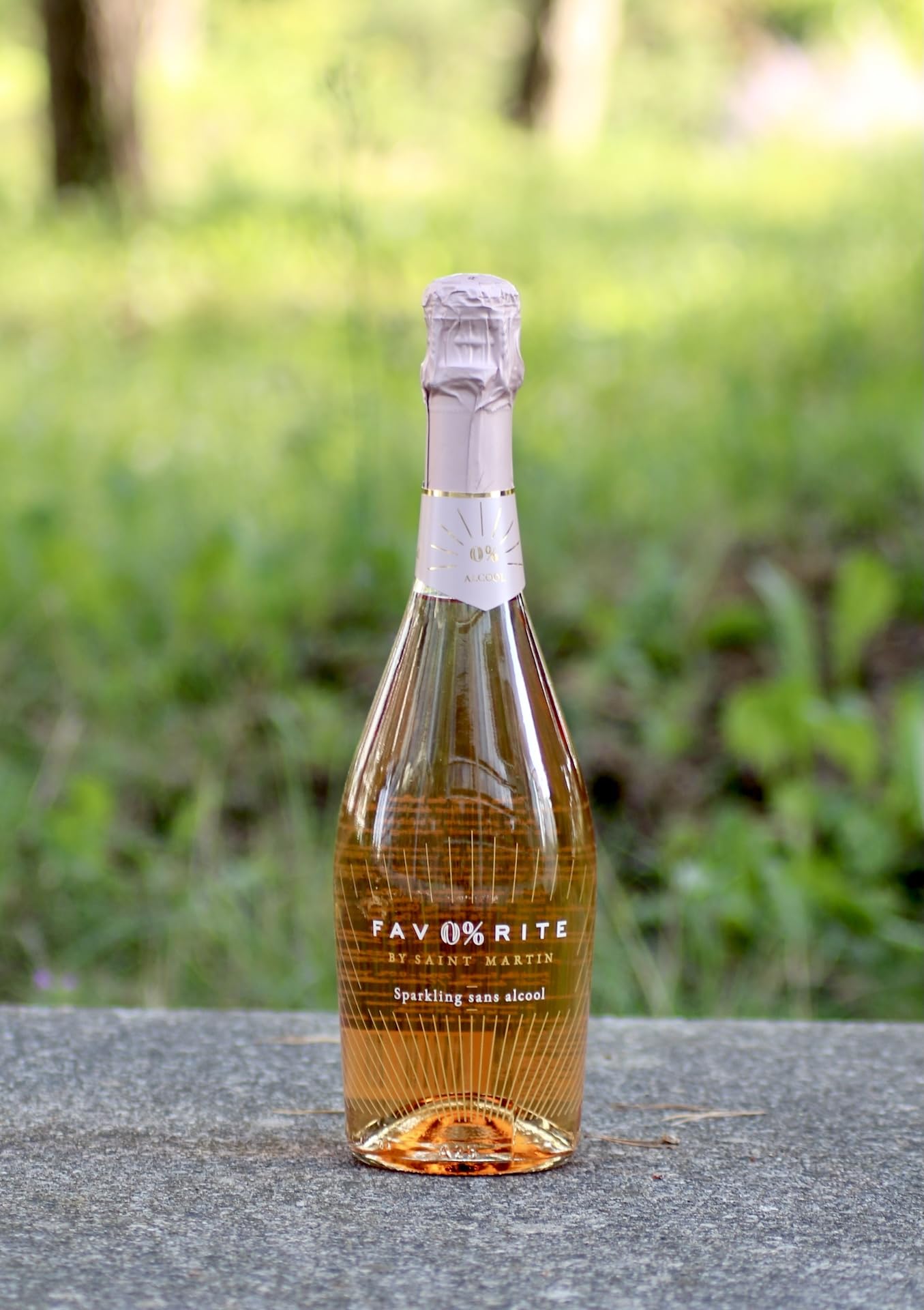 Fav0% rite – Alternative au vin mousseux sans alcool Rosé de Provence, 0,75 l, pétillant et aromatique