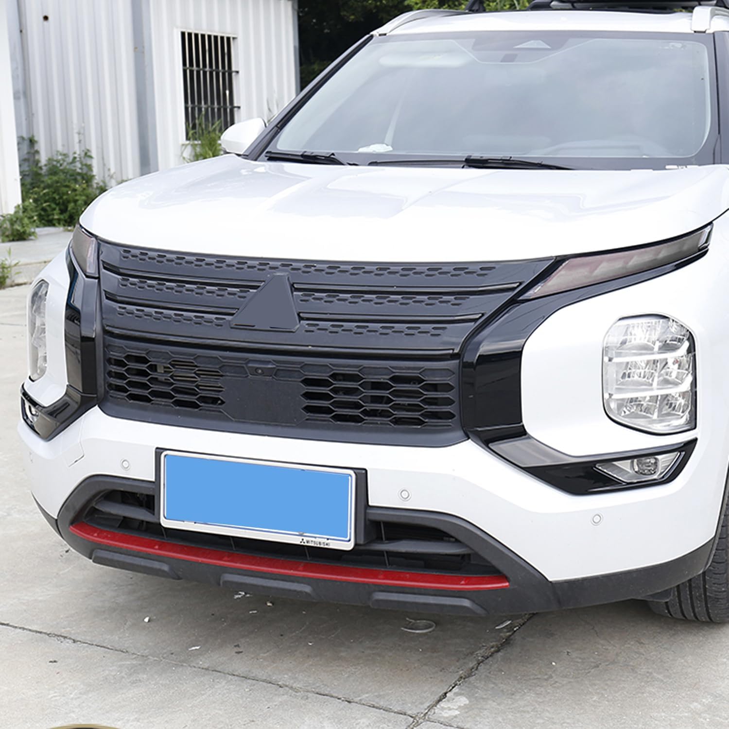 For Mitsubishi Outlander 2022-2023 Glossy Black Center Grille Grill Cover Trim 4pcs Car Accessories