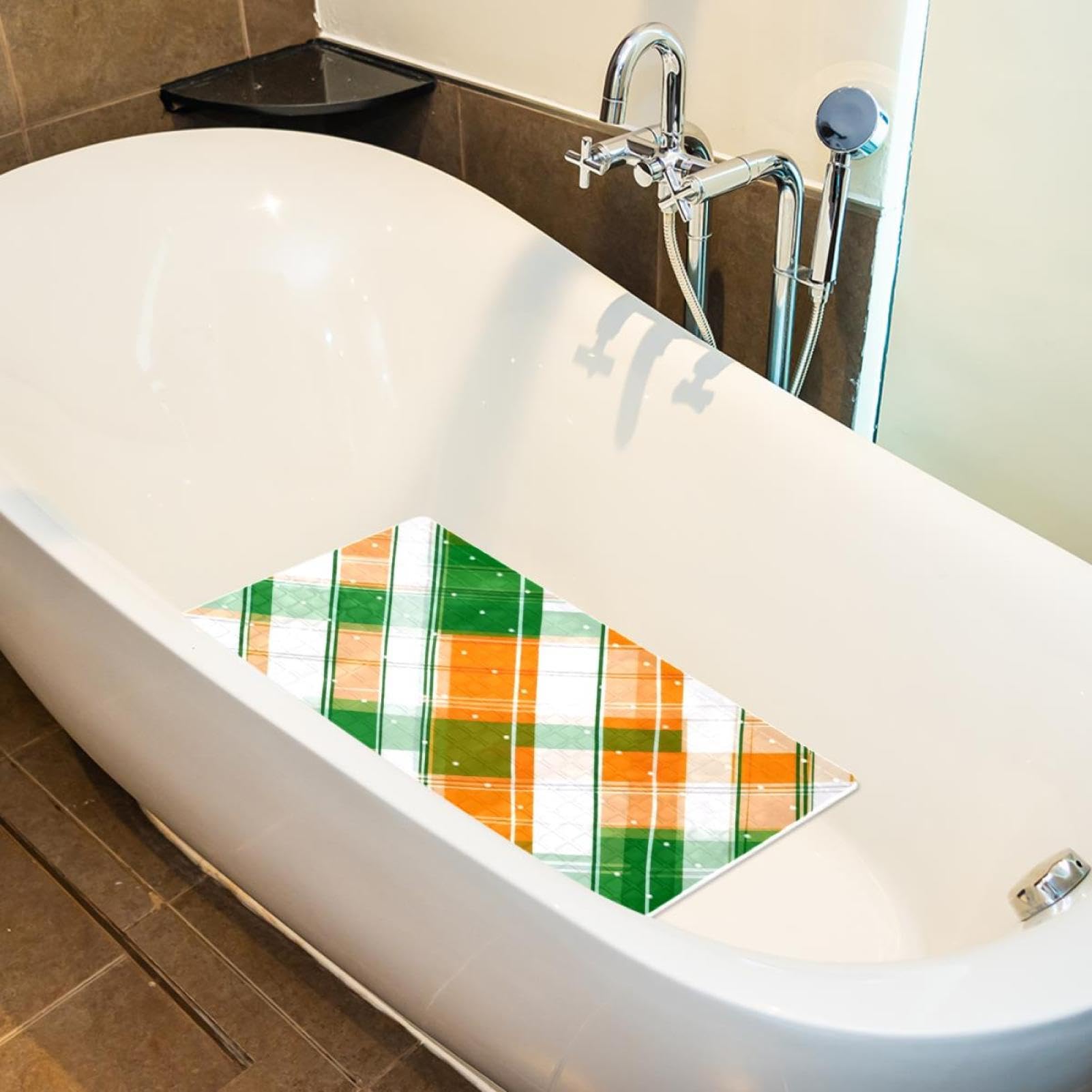 Tapis de bain rectangulaire antidérapant pour la Saint-Patrick avec ventouses et trous de drainage, orange, blanc et vert, 40 x 70 cm