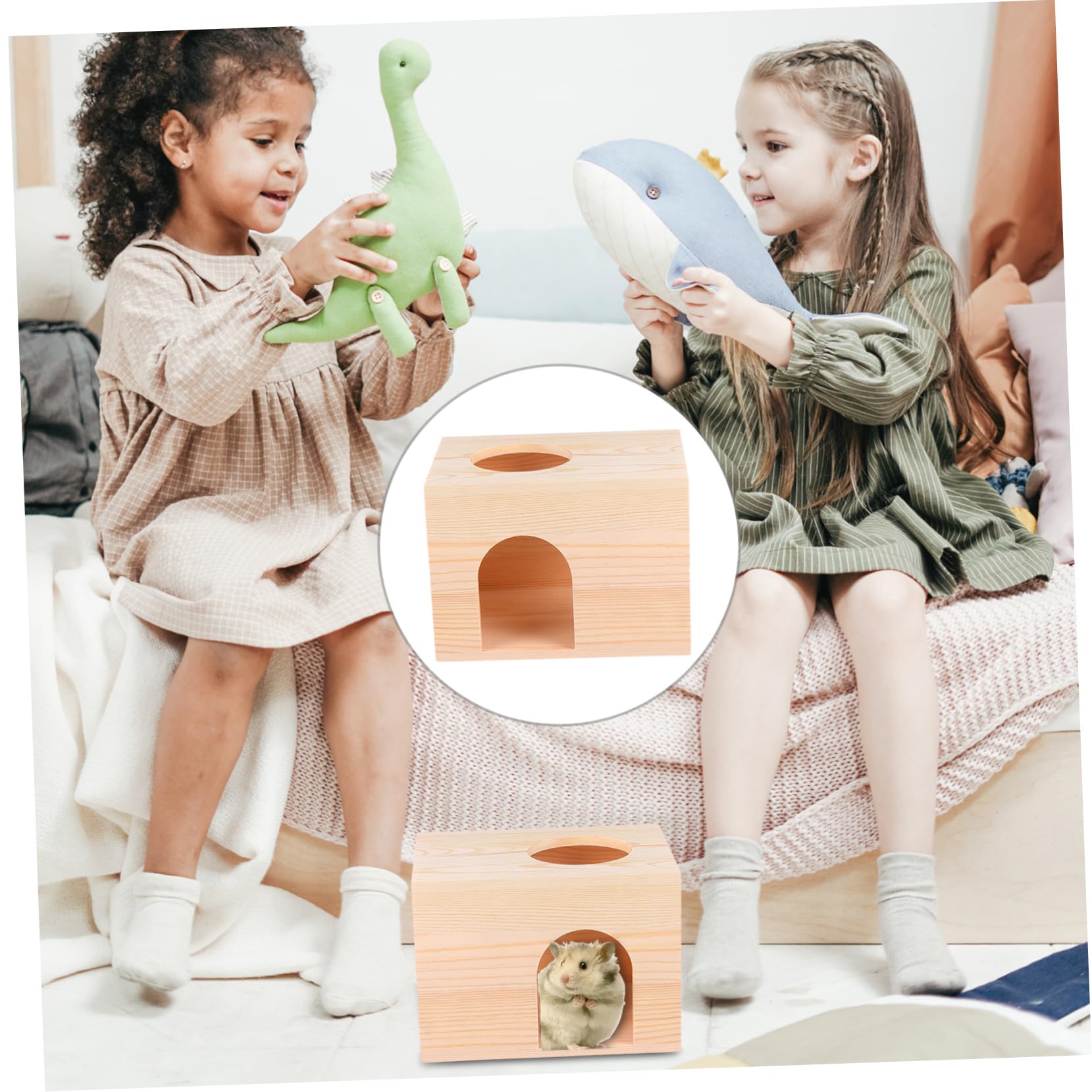 FRCOLOR Eichhörnchenfutterhaus mit Tragbarem Futtertrog und Leichtem Design für Meerschweinchen und Kleine Haustiere zum Spielen und Füttern in Beige