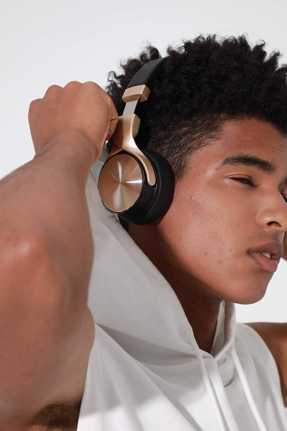 Uр Tо 40% оƒƒ Riwbox BN5 Bluetooth Headphones Over Ear, Folding Stereo Headphones Wired Wireless with Mic Compatible for iPhone/iPad/TV/PC/Online Class/Home Office (Black&Gold)