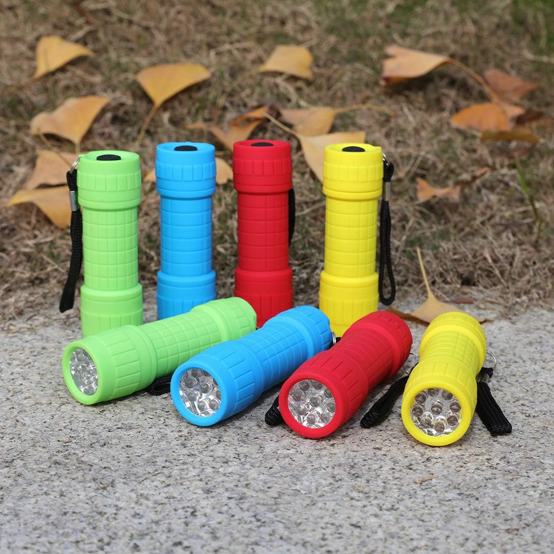 EverBrite 16-Pack Mini LED Flashlight Set 450LM Camping Lantern