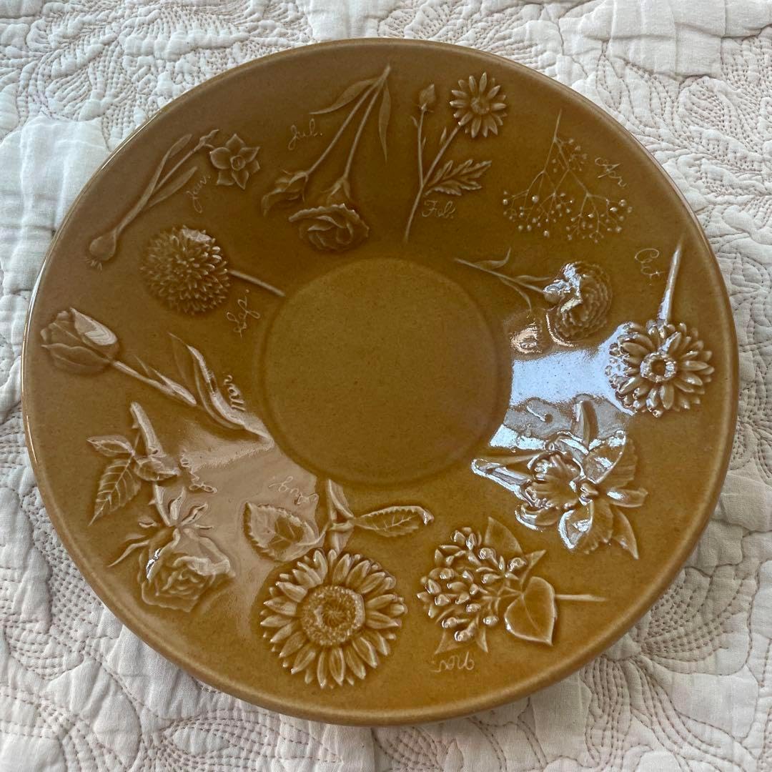 【maker】Burton Toast＆AURBORNよしざわ窯 homemaker】Burton Toast＆AURBORNよしざわ窯 益子焼の小さな